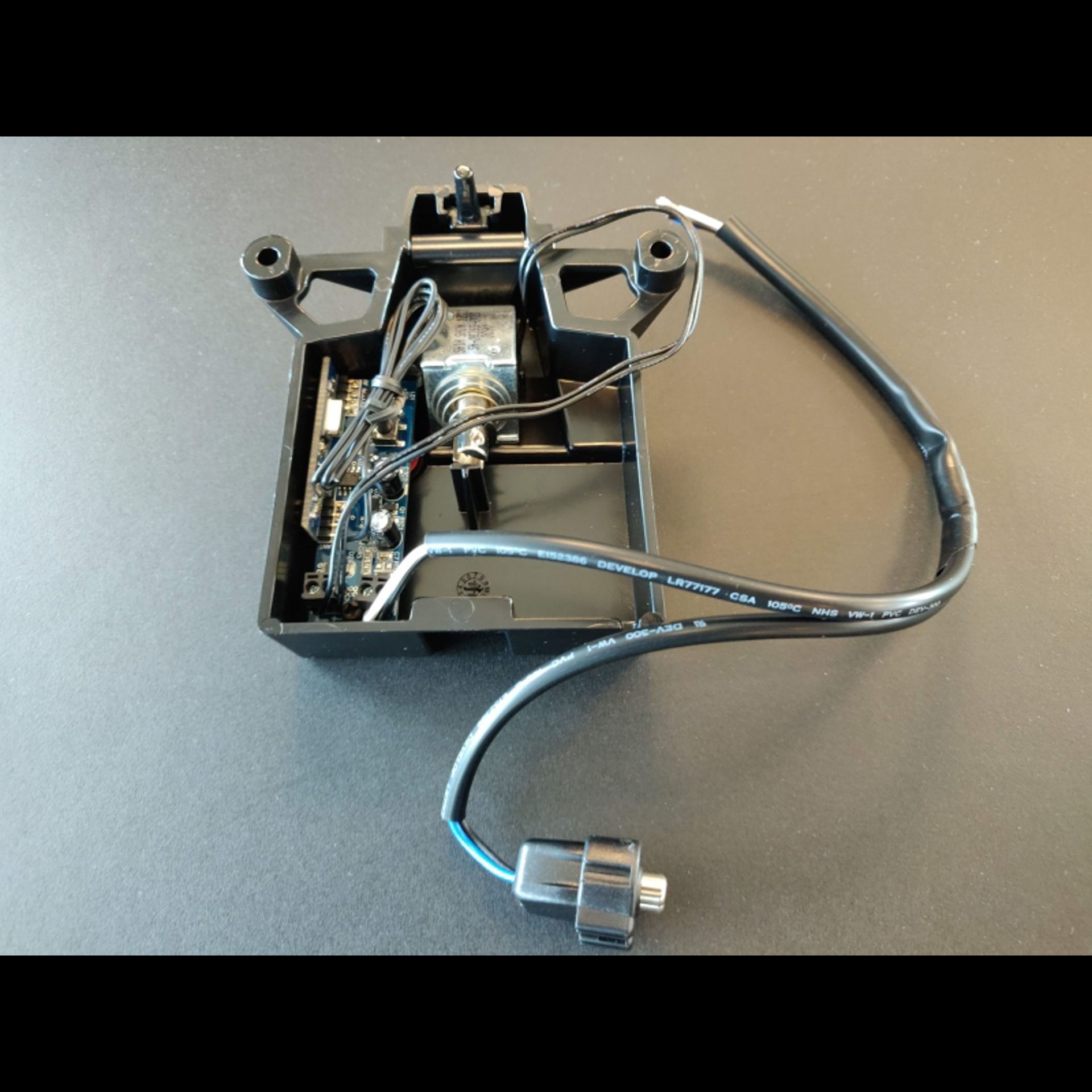 E132_2.jpg