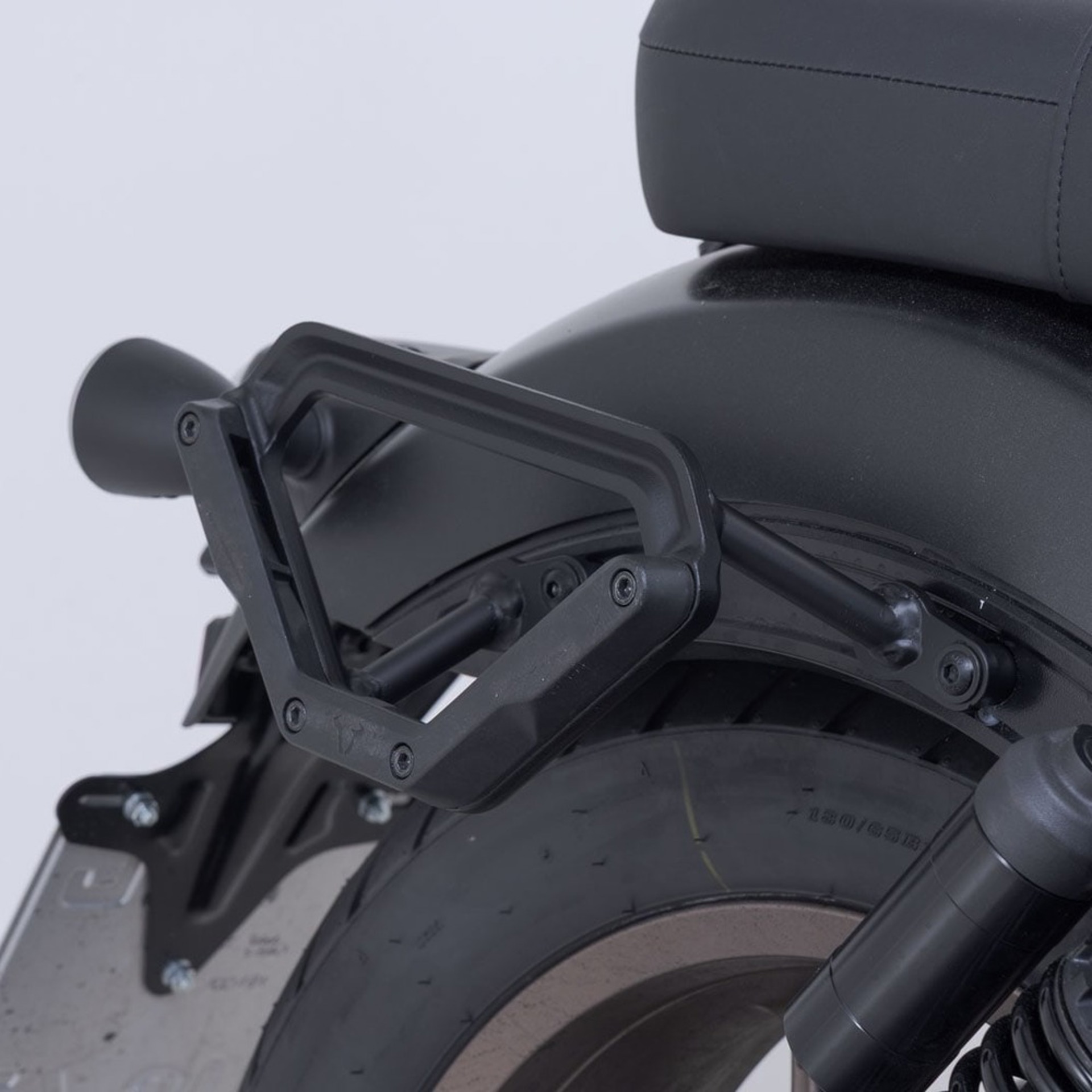 SW-MOTECH-107264-v9-4.jpg