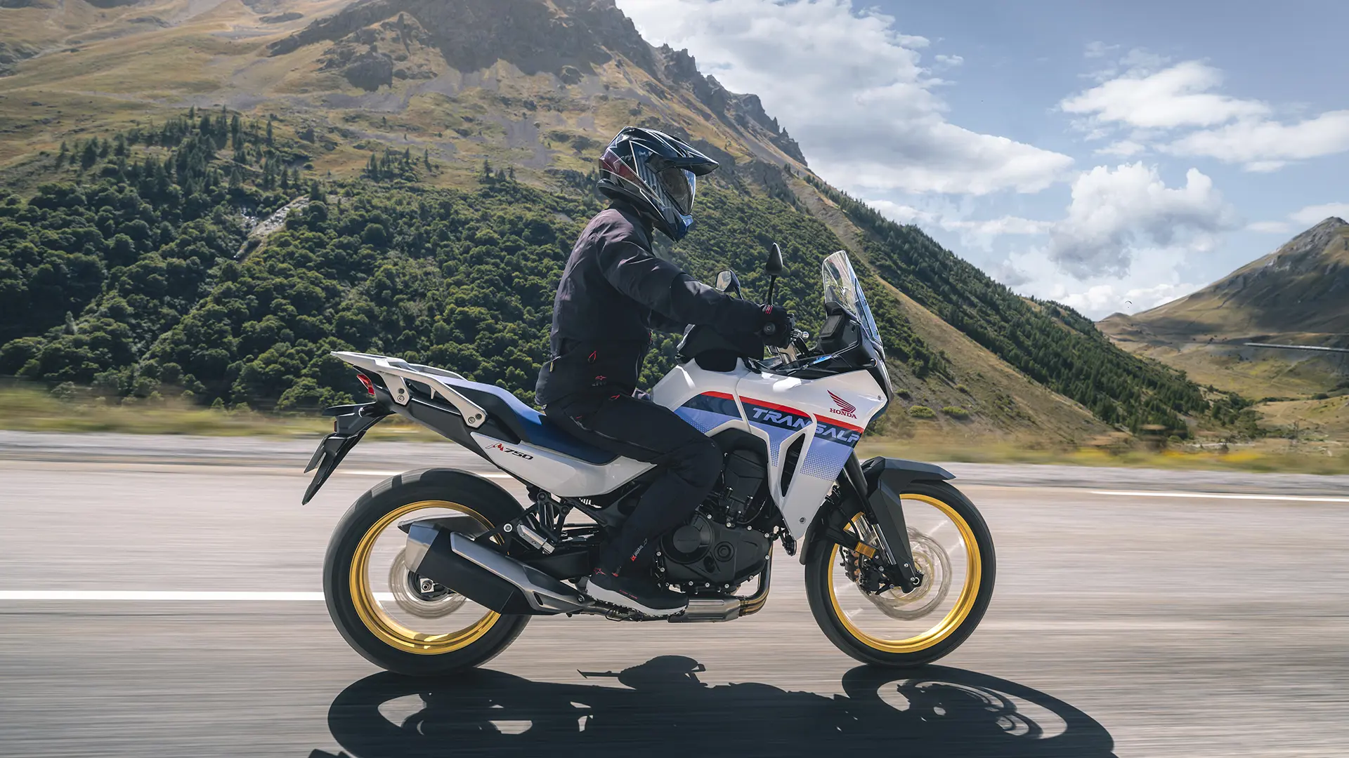 23Ym Xl750 Transalp Dynamic 6667.jpg