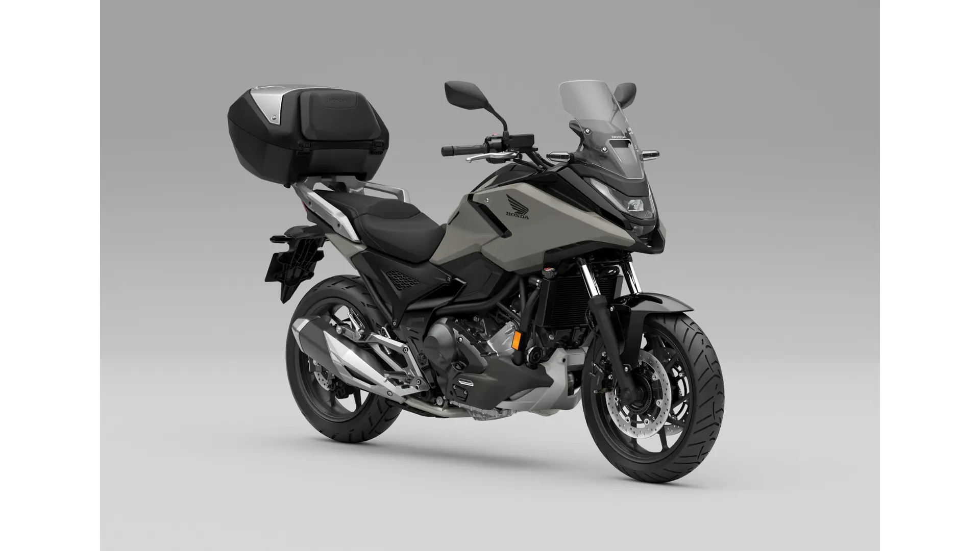 26YM_NC750X_MAT_DEEP_MUD_GRAY_DCT_URBAN_Pack_RFQ.jpg