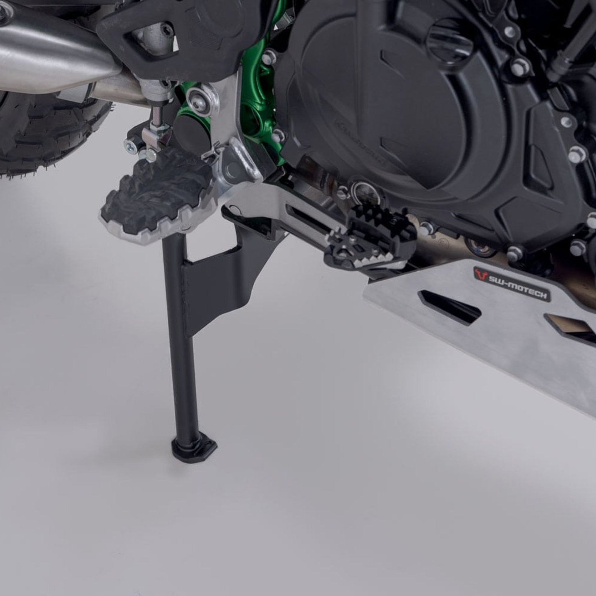 SW-MOTECH-107337-v6-3.jpg