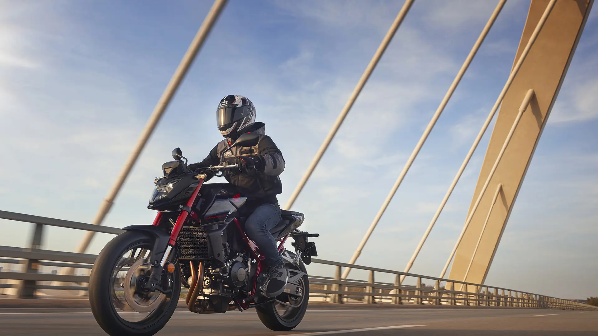 23Ym Cb750 Hornet Location Qs Dynamics 0207.jpg