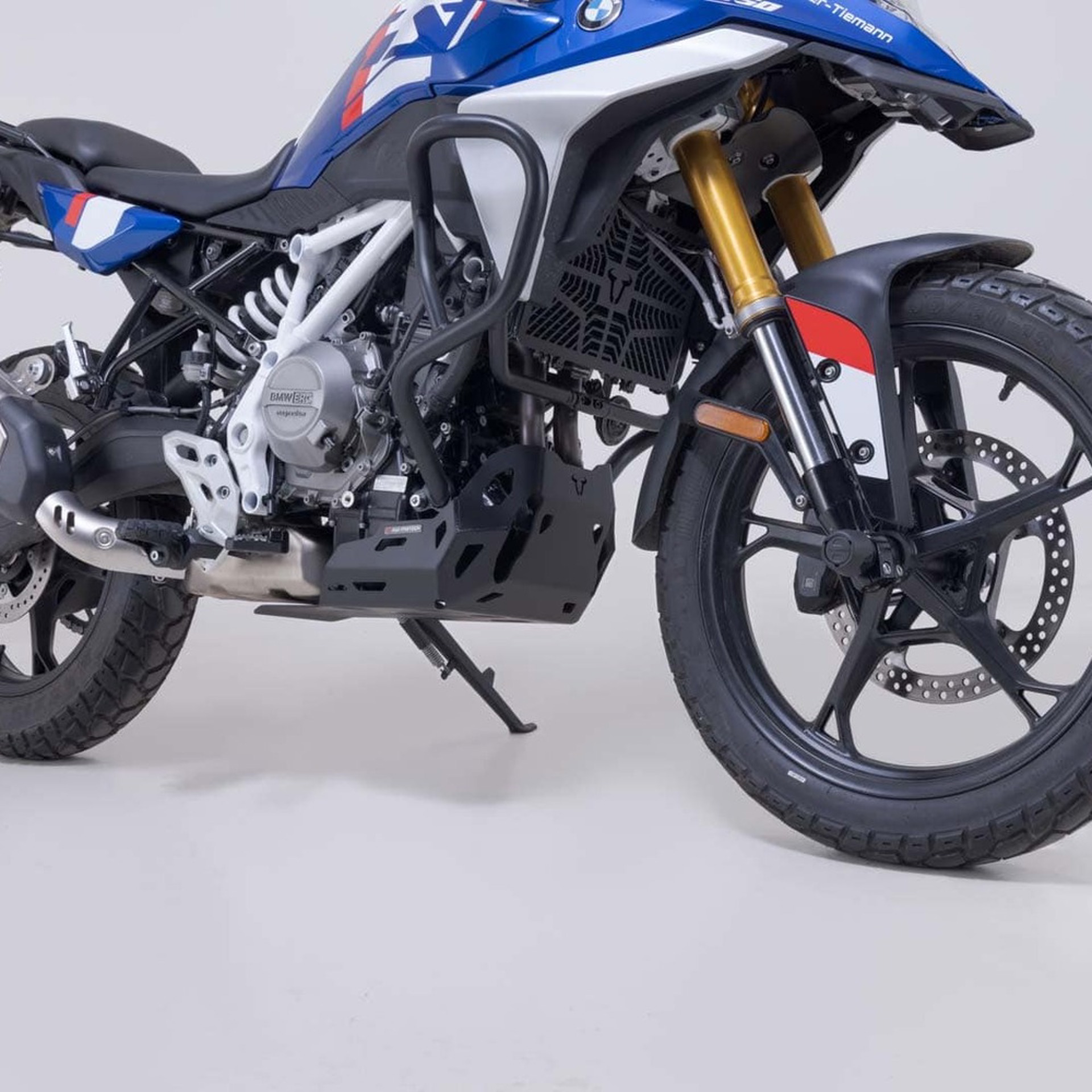 SW-MOTECH-108281-v30-1.jpg