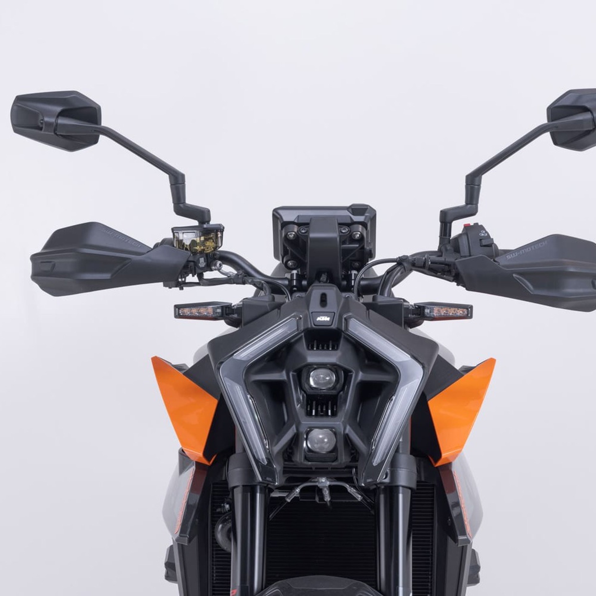 SW-MOTECH-96469-v14-1.jpg