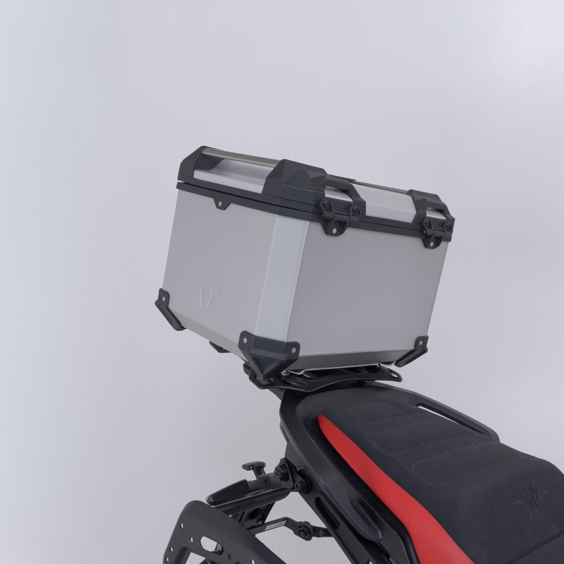 SW-MOTECH-107335-v12-1.jpg