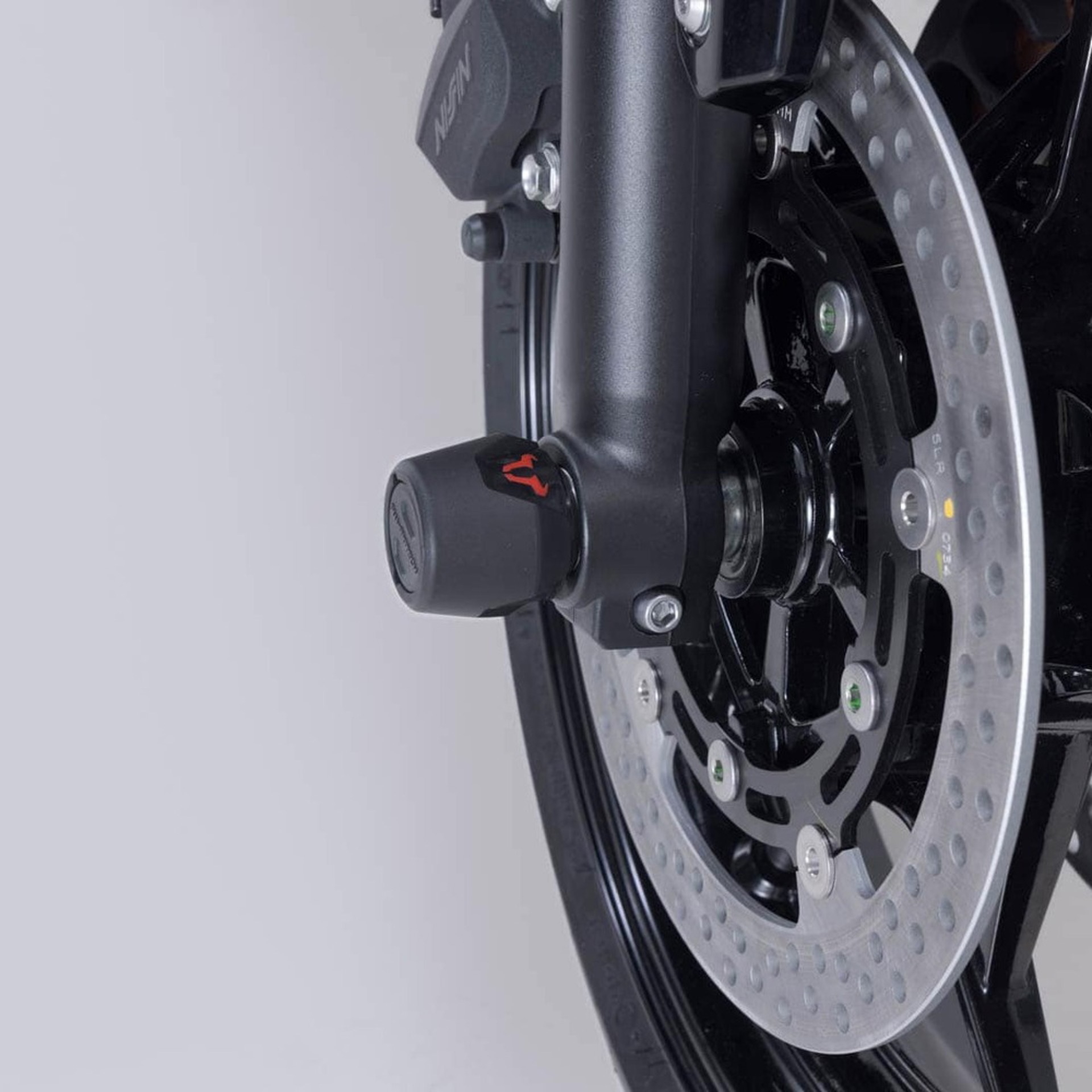SW-MOTECH-107365-v14-5.jpg