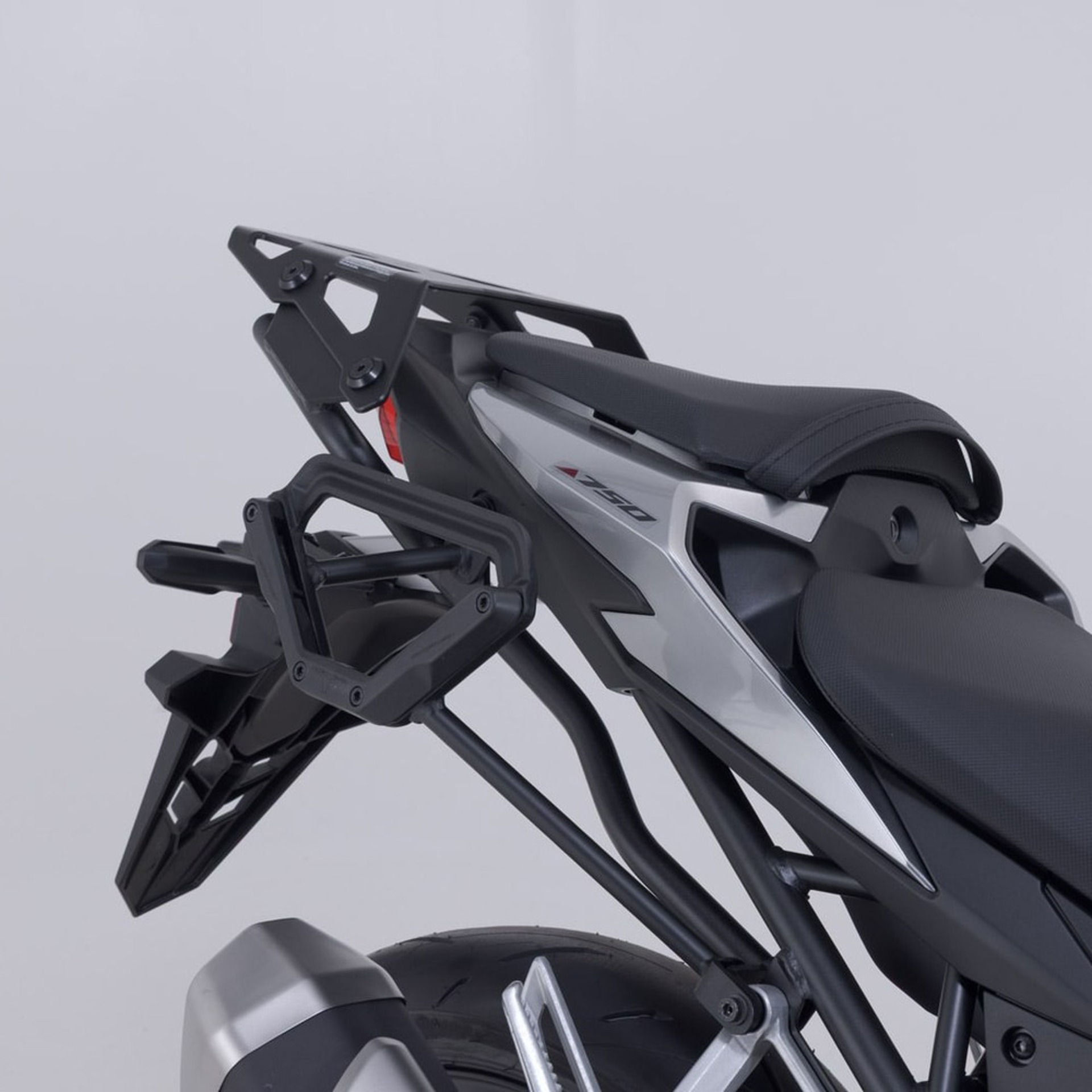 SW-MOTECH-107287-v10-5.jpg