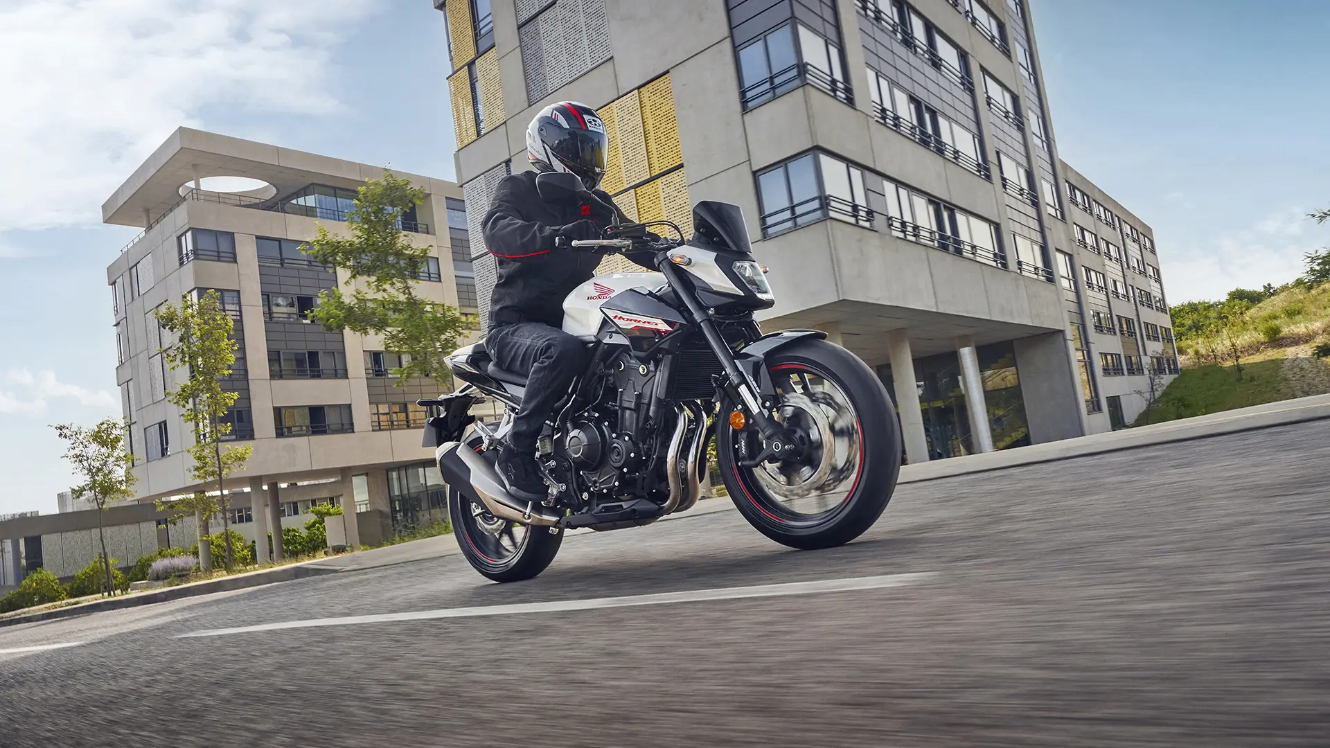 24YM CB500 HORNET LOCATION Dynamics 01 0166.jpg