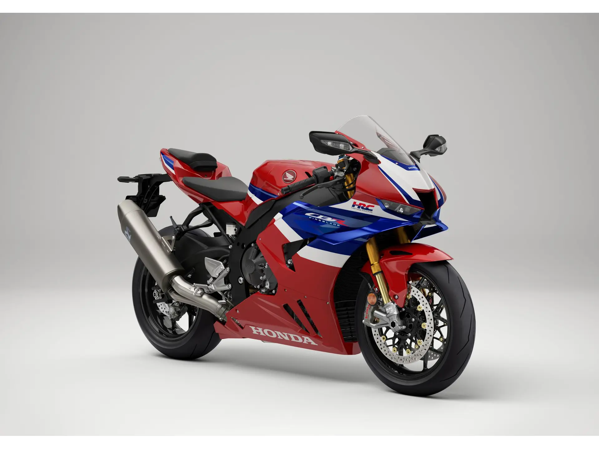 24YM_CBR1000RR-R_FIREBLADE_SP_Studio_GRAND_PRIX_RED_RFQ.jpg