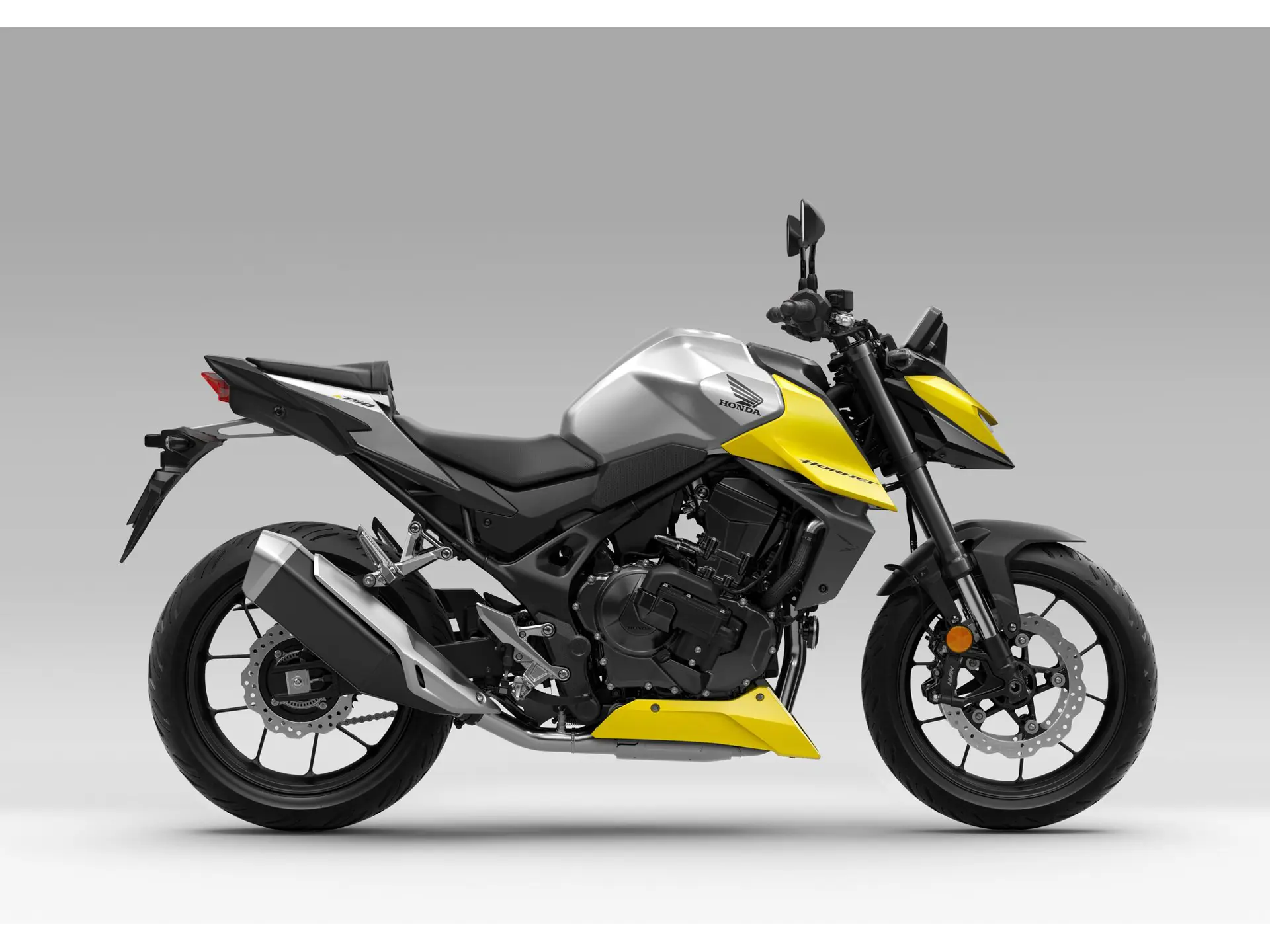 26YM_CB750_Hornet_E-Clutch_Studio_Y-243_Goldfinch_Yellow_RHS.jpg