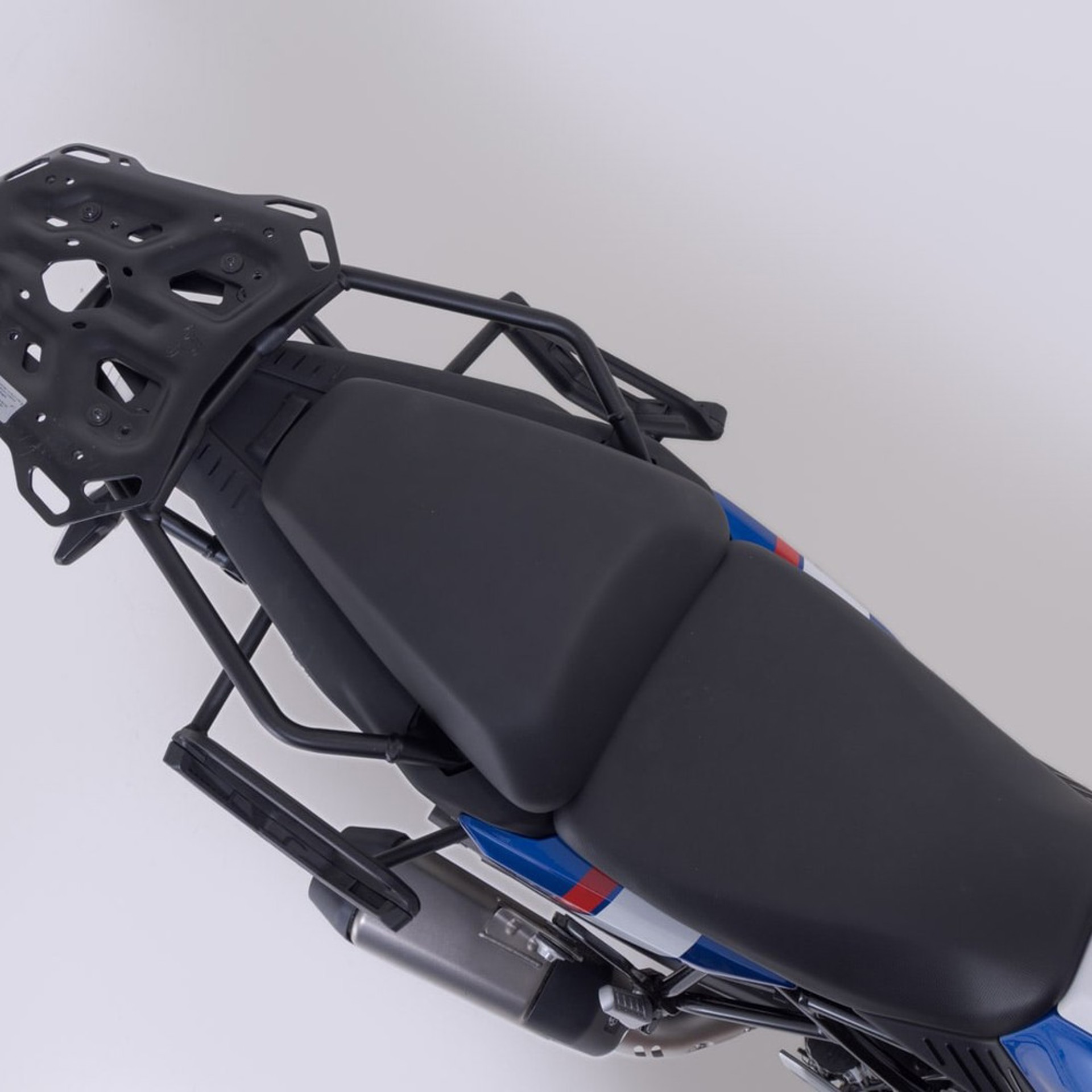 SW-MOTECH-108091-v41-4.jpg