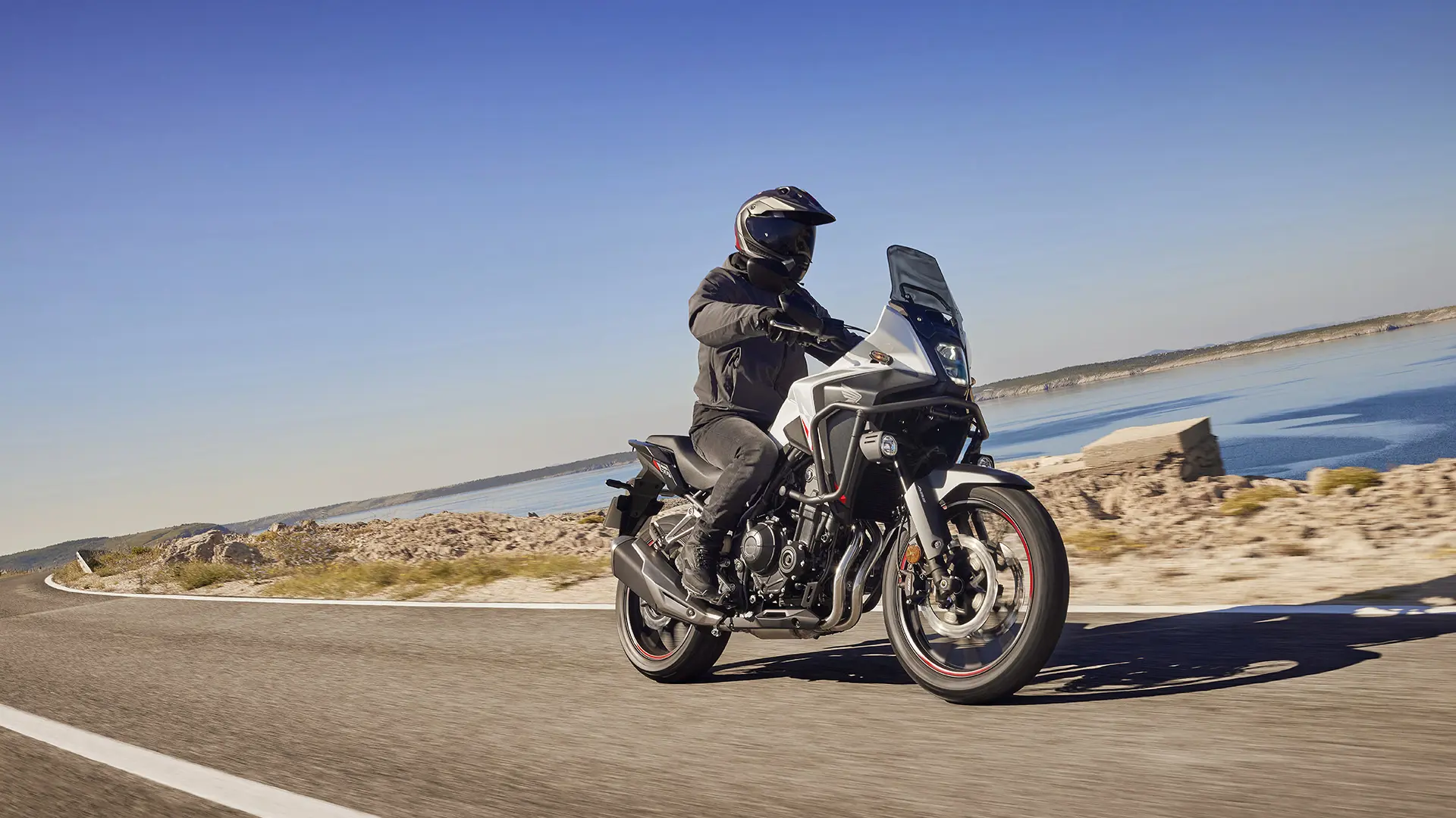 24YM NX500 LOCATION Dynamics 02 0970.jpg