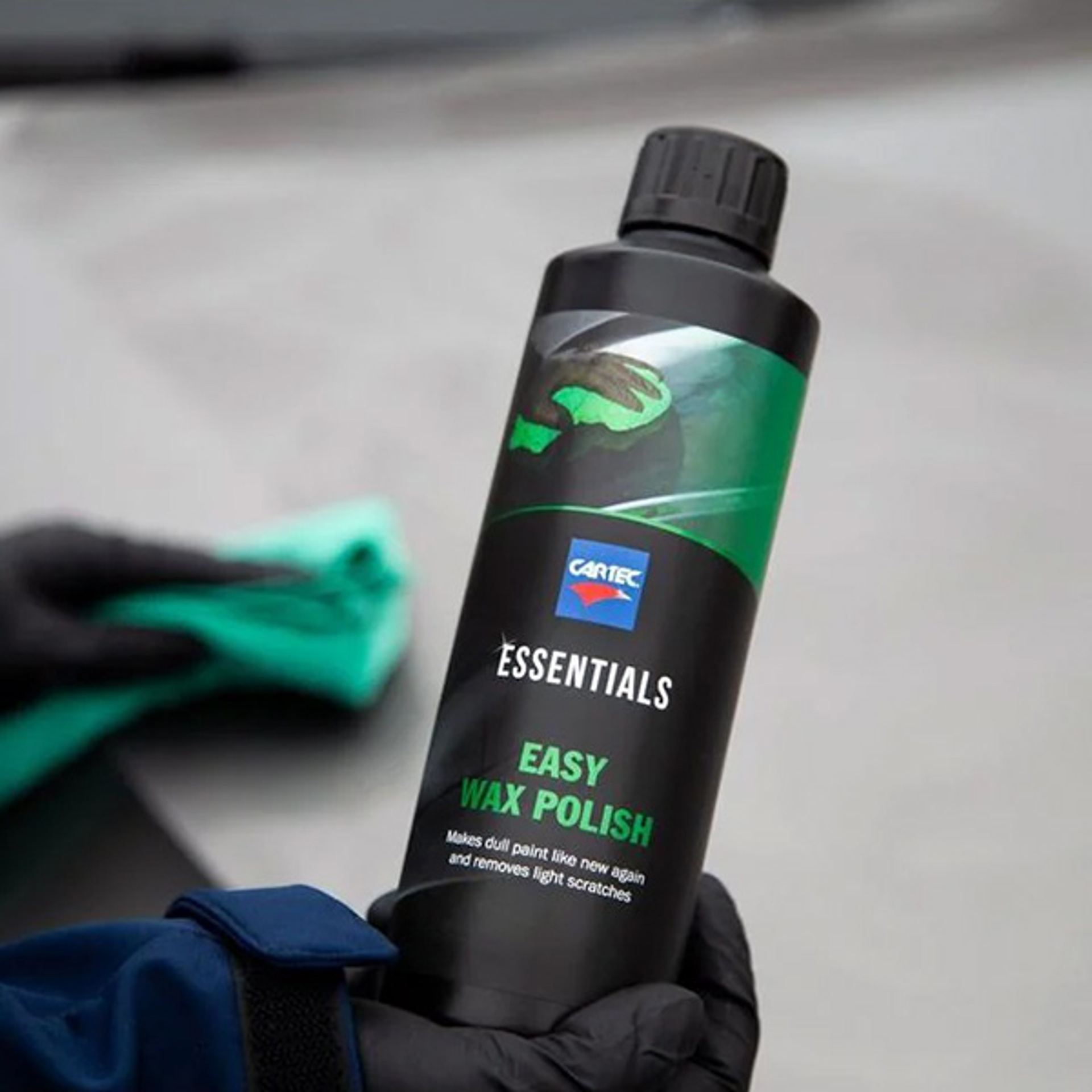 Easy Wax Polish 2 39210809 E49d 4C38 8Ced 73Edc2e048e7 2000X.jpg