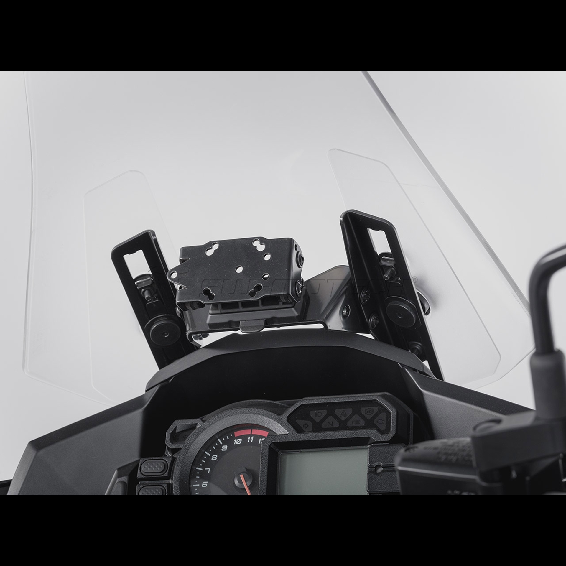 GPS.08.646.10800B.jpg