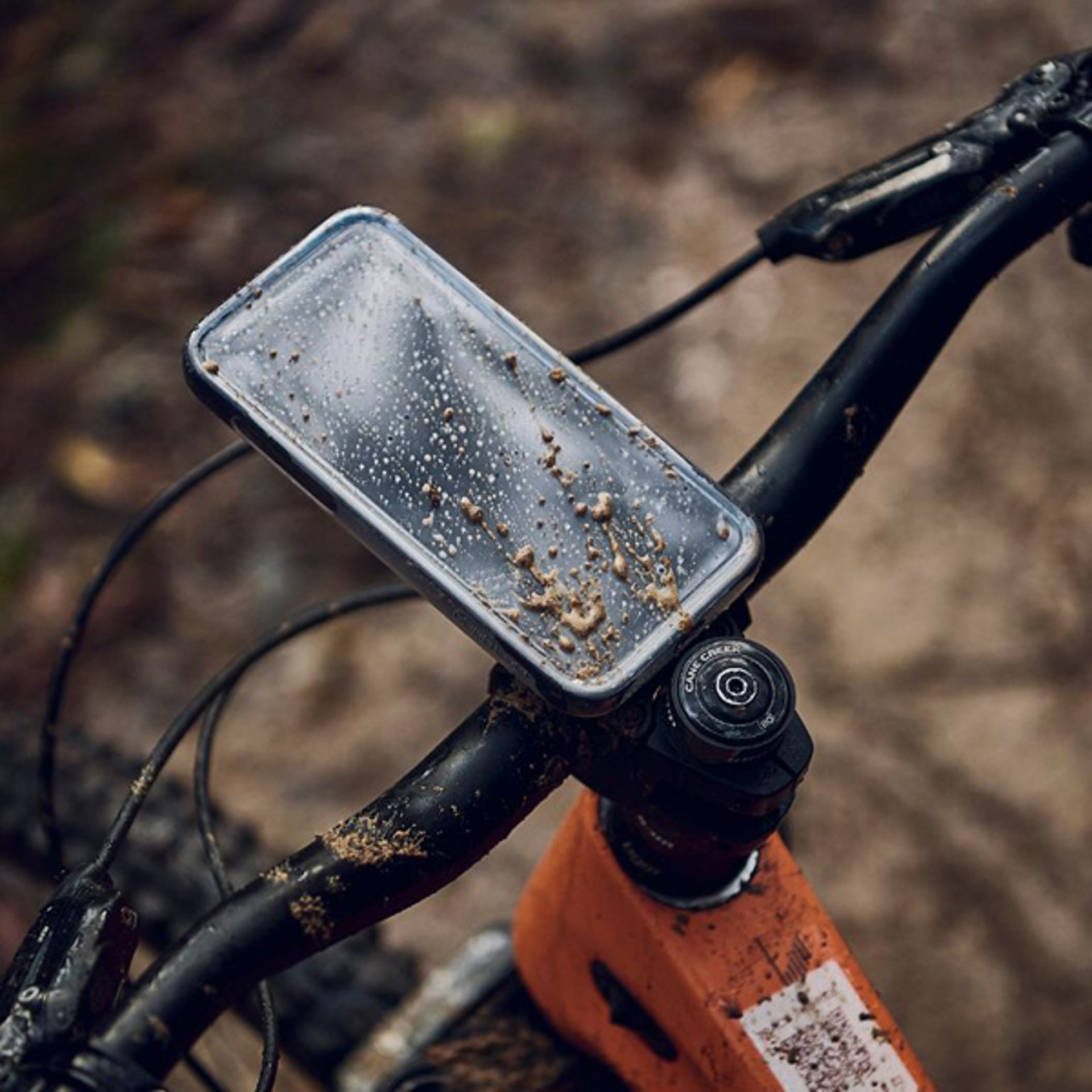 Quad Lock Iphone MAG Poncho 3.jpg