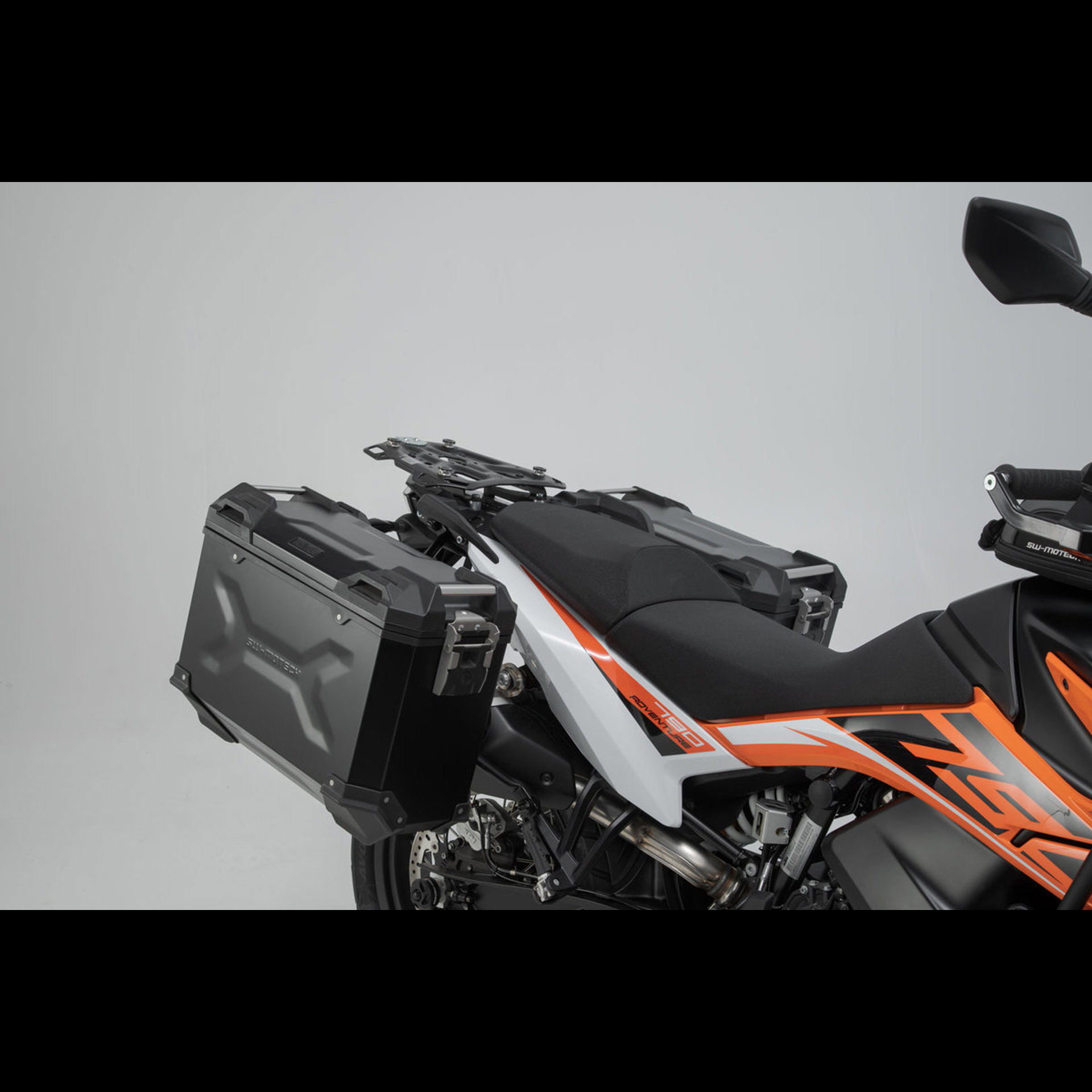 KFT.04.521.70000B_3.jpg
