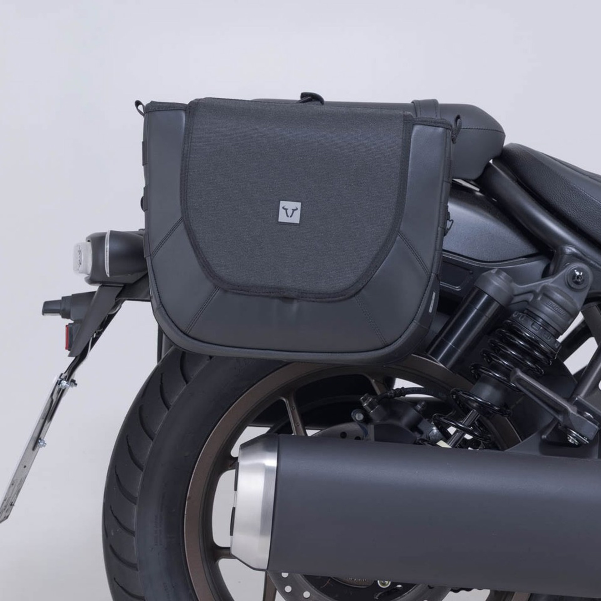 SW-MOTECH-107264-v9-3.jpg