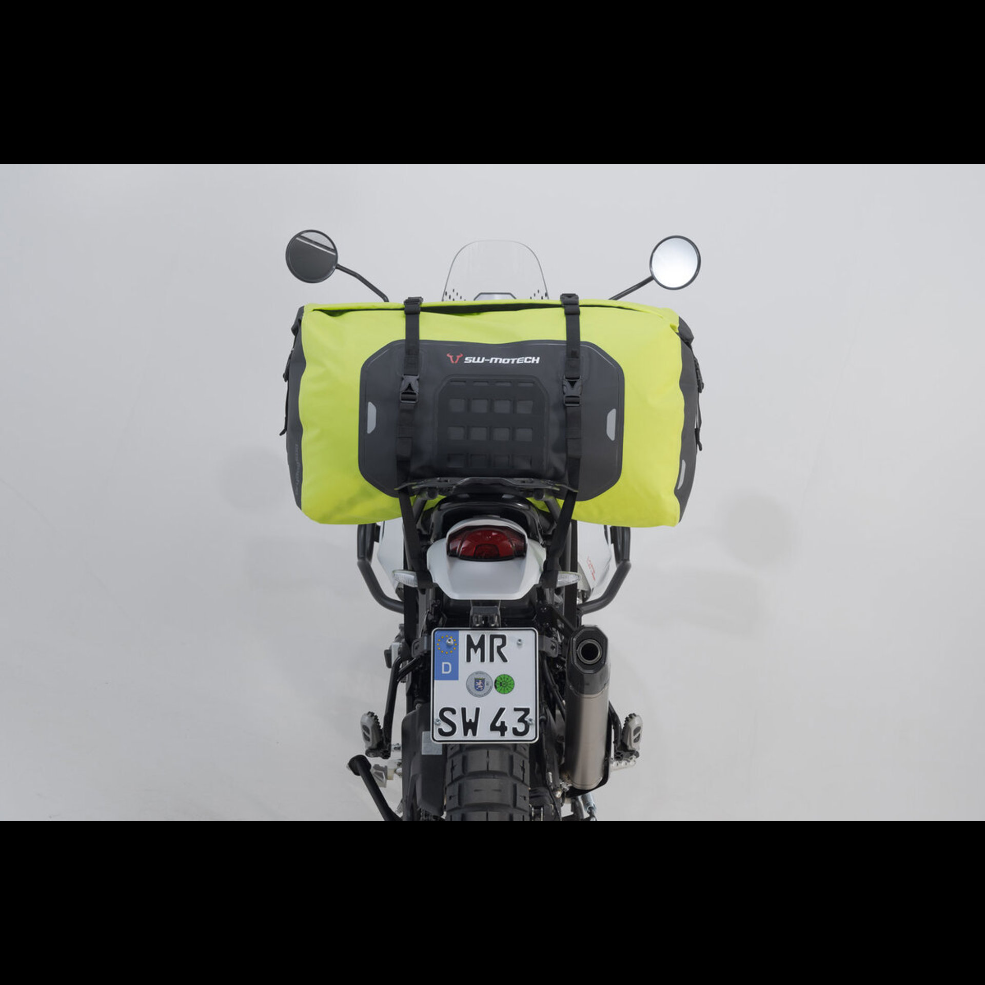 Bc Wpb 00 002 20000 Y 7 Xl.jpg