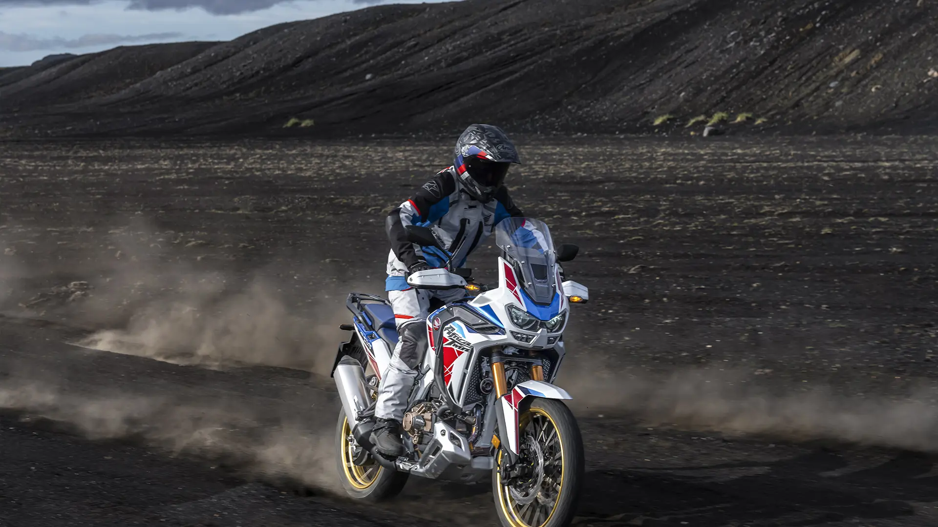 22Ym Africa Twin L4 Location 2535 (1).jpg