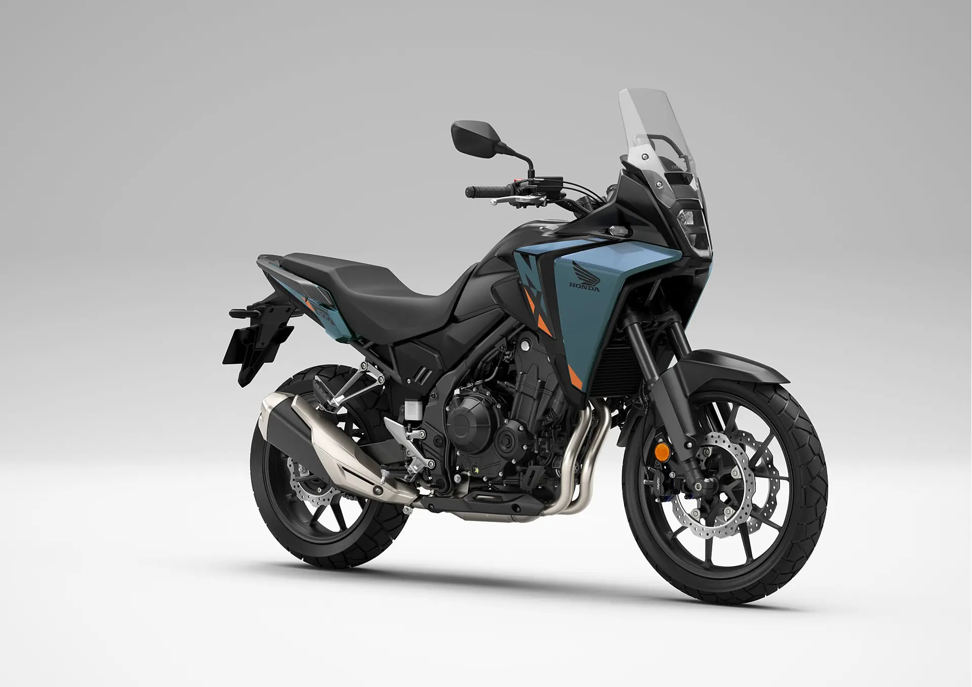 70587_26YM_NX500_MT_Studio_NH-436M_MatGunpowderBlackMetallic_RFQ.jpg