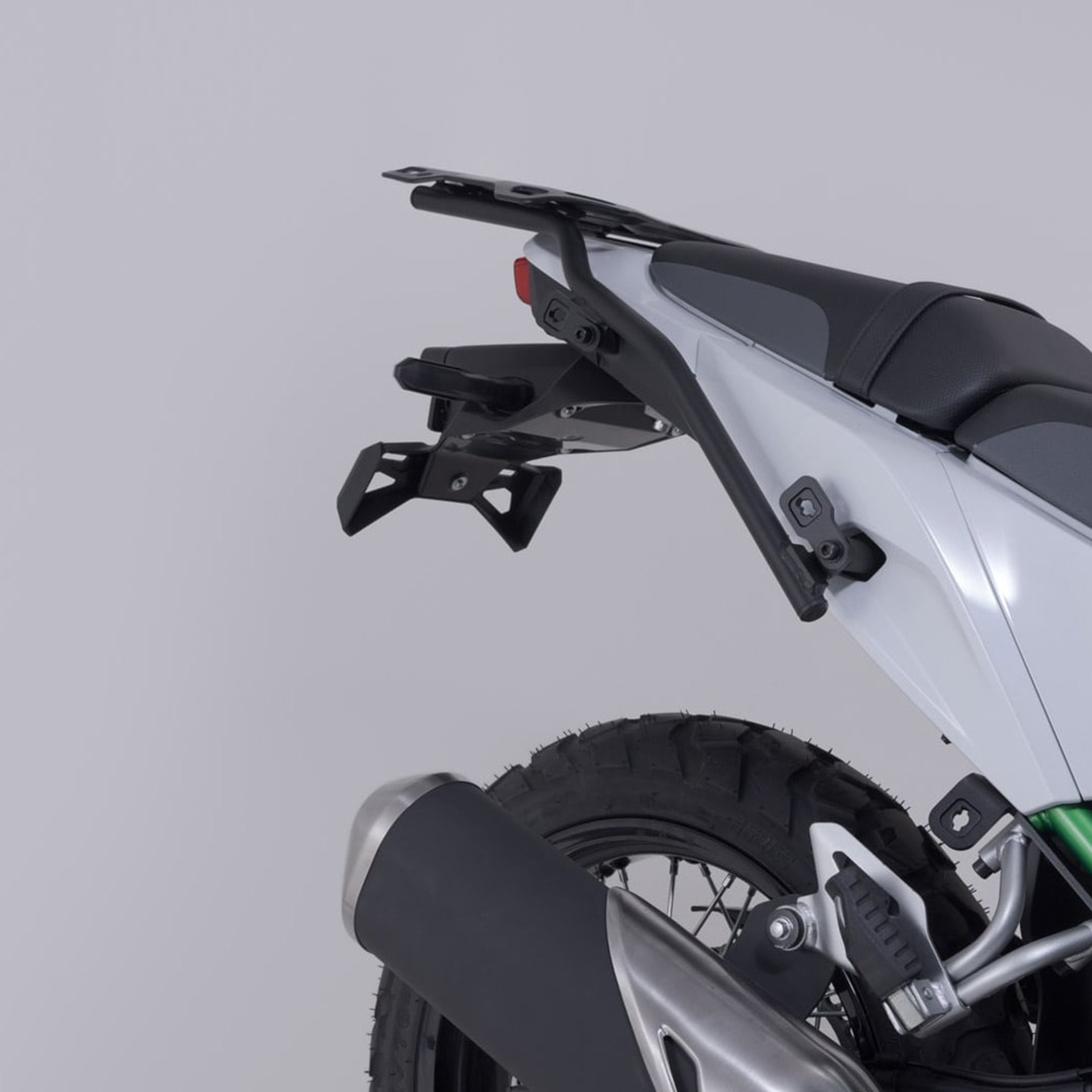 SW-MOTECH-107339-v17-4.jpg