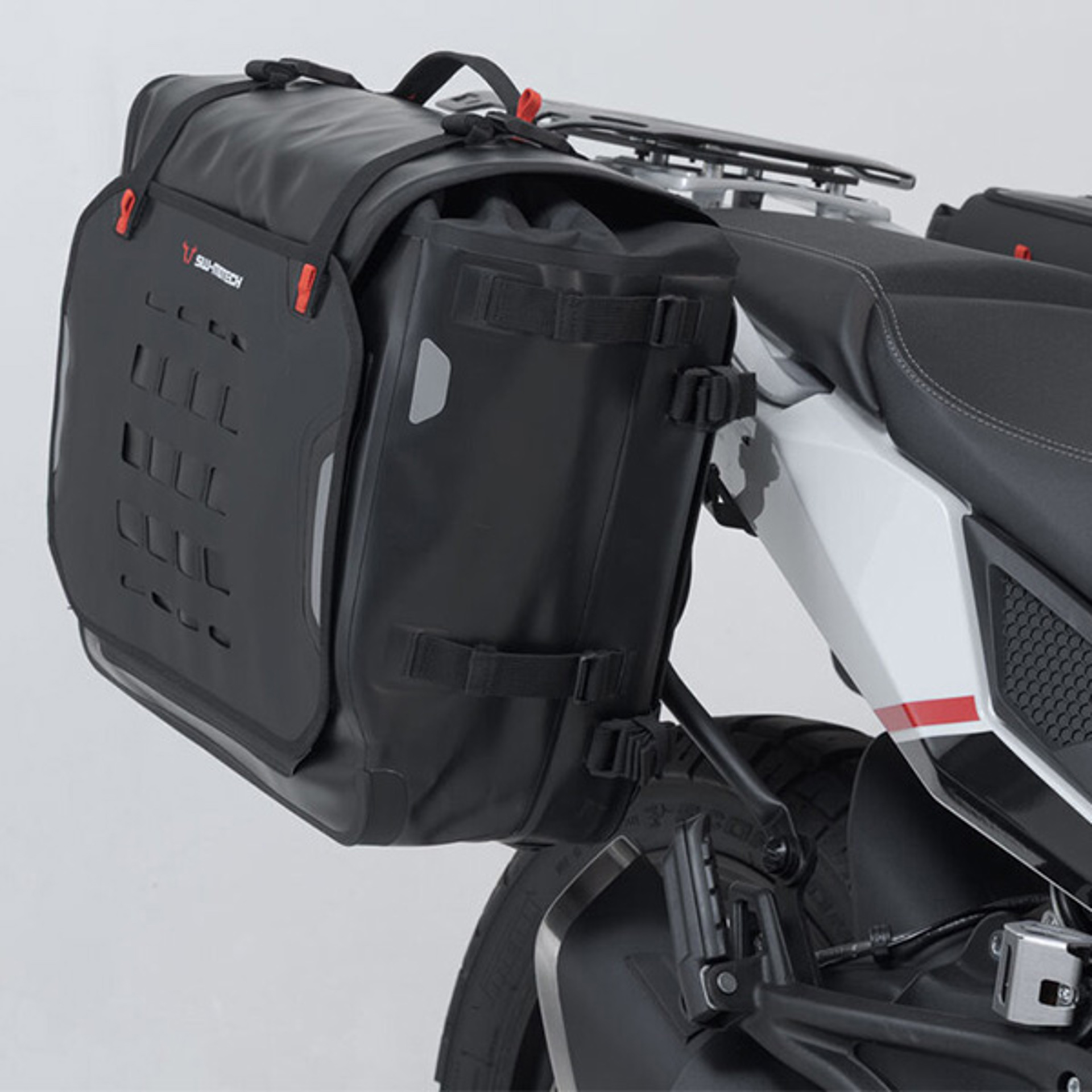 Bc Sys 23 017 21000 B 7 Xl.jpg