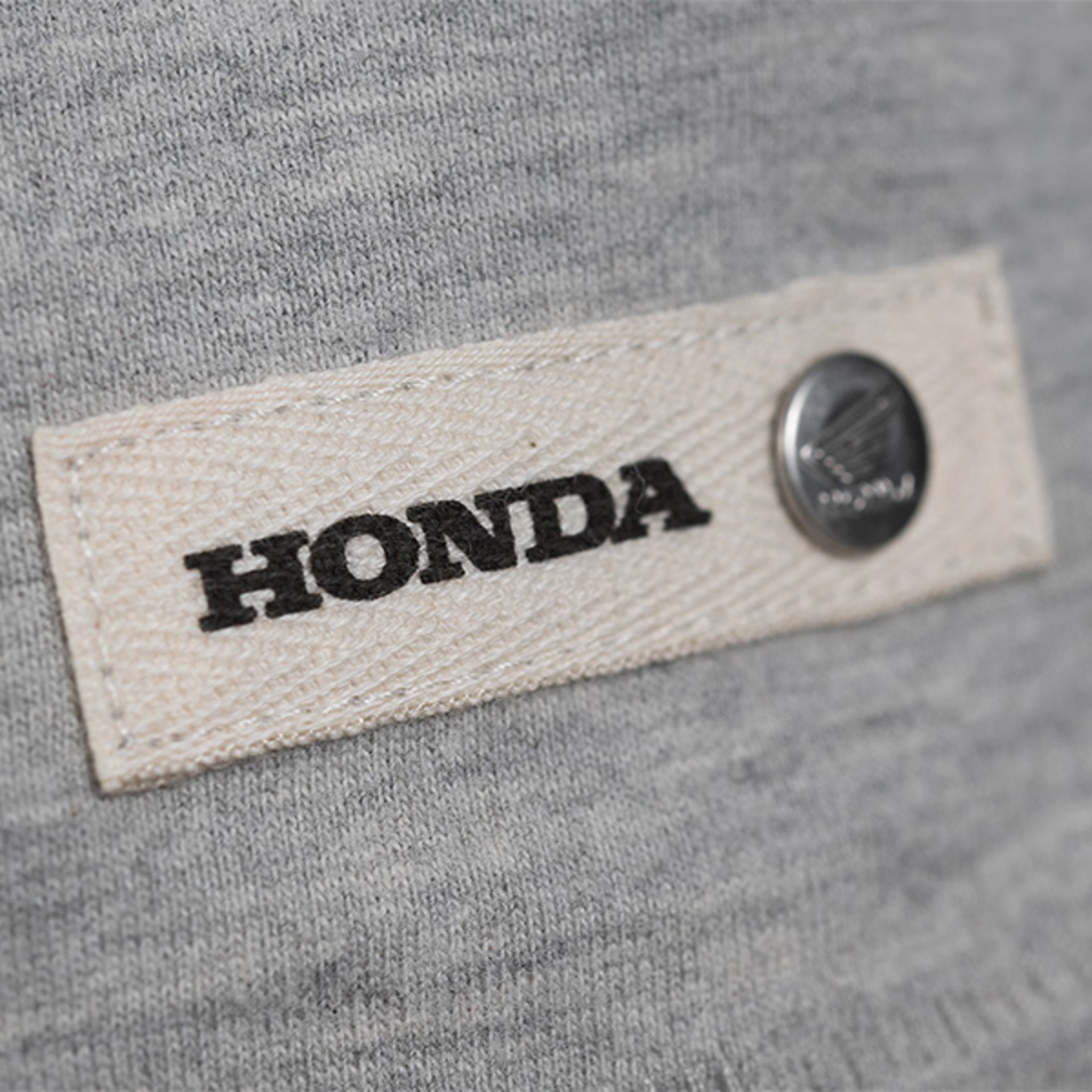 08AUD TTE 002 DETAIL02 HONDA TRIBUTE CB1000F TEE.jpg