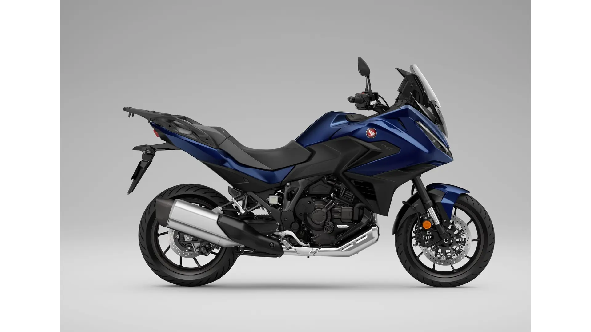 25YM_NT1100_PEARL_HAWKSEYE_BLUE_DCT_RHS_without_Pannier_Case.jpg