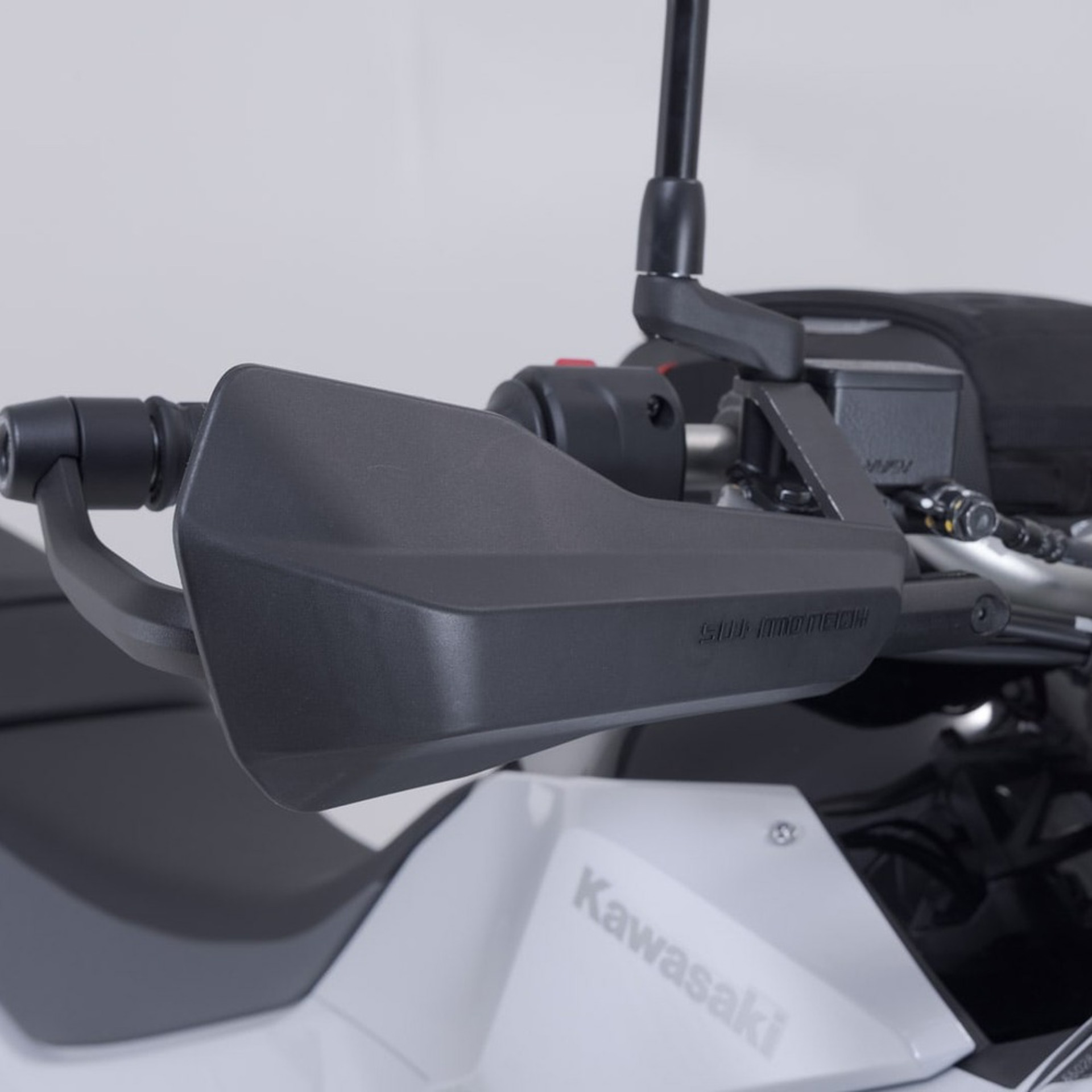 SW-MOTECH-103826-v14-3.jpg