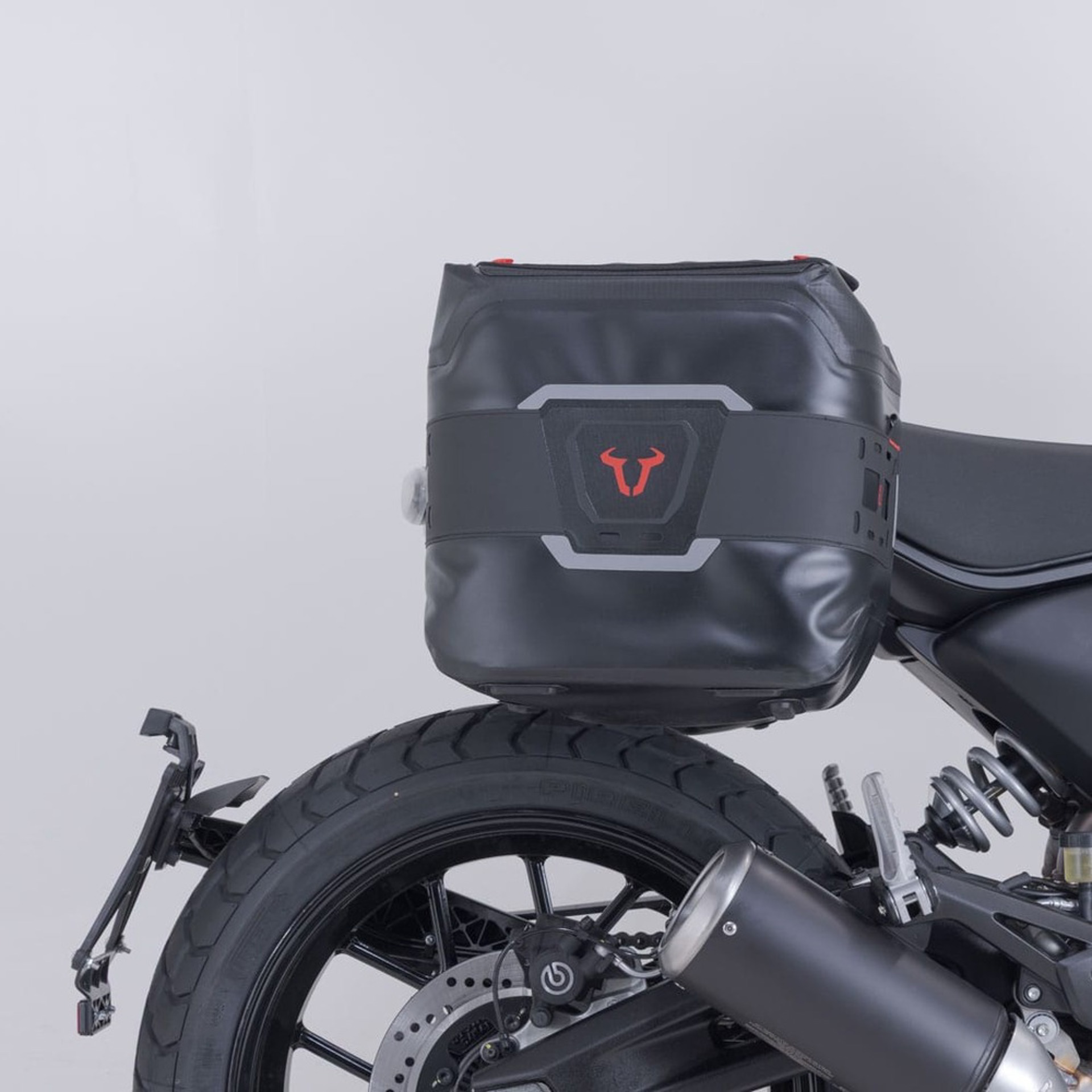 SW-MOTECH-107299-v10-3.jpg
