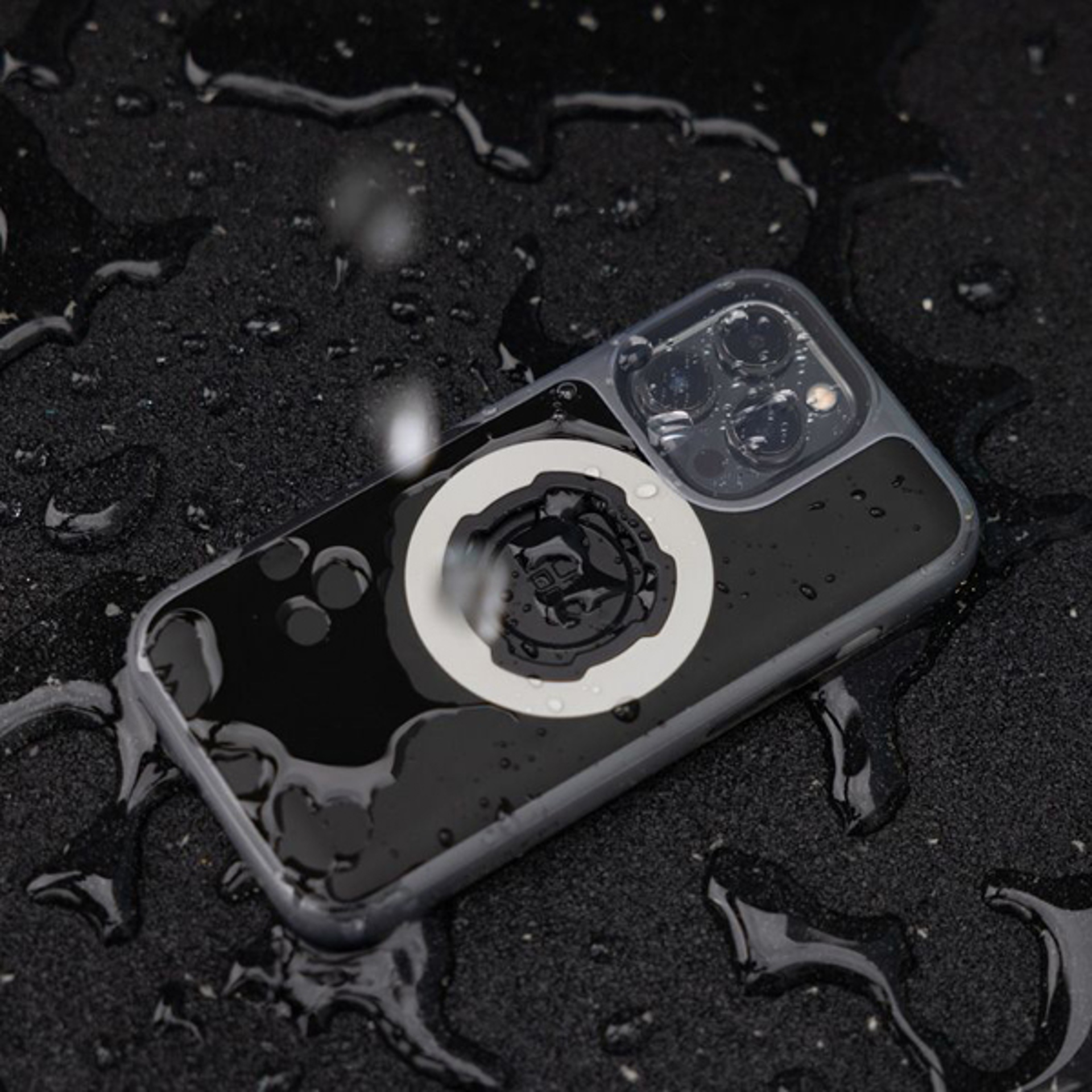 Quad Lock Iphone MAG Poncho 2.jpg