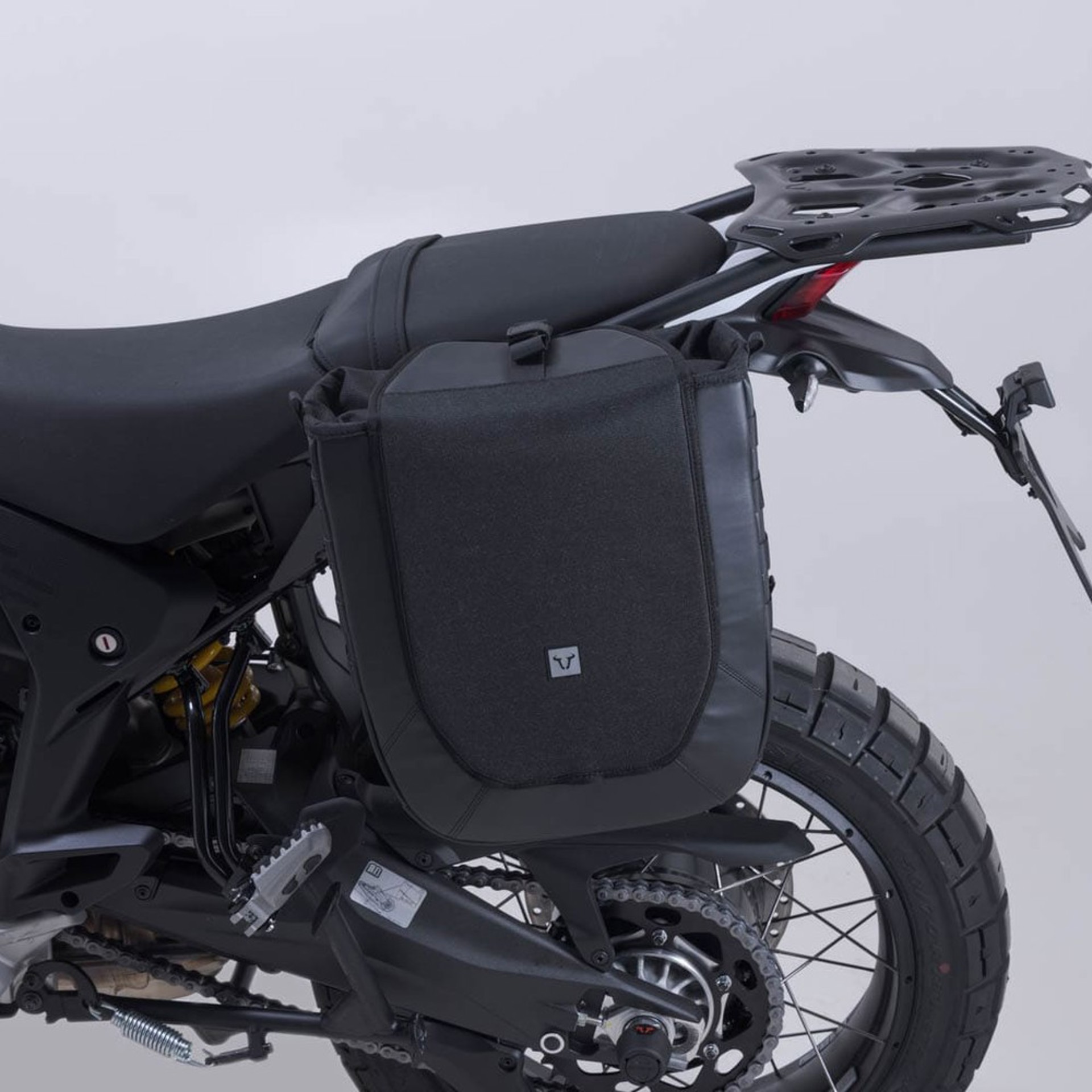 SW-MOTECH-108317-v41-5.jpg