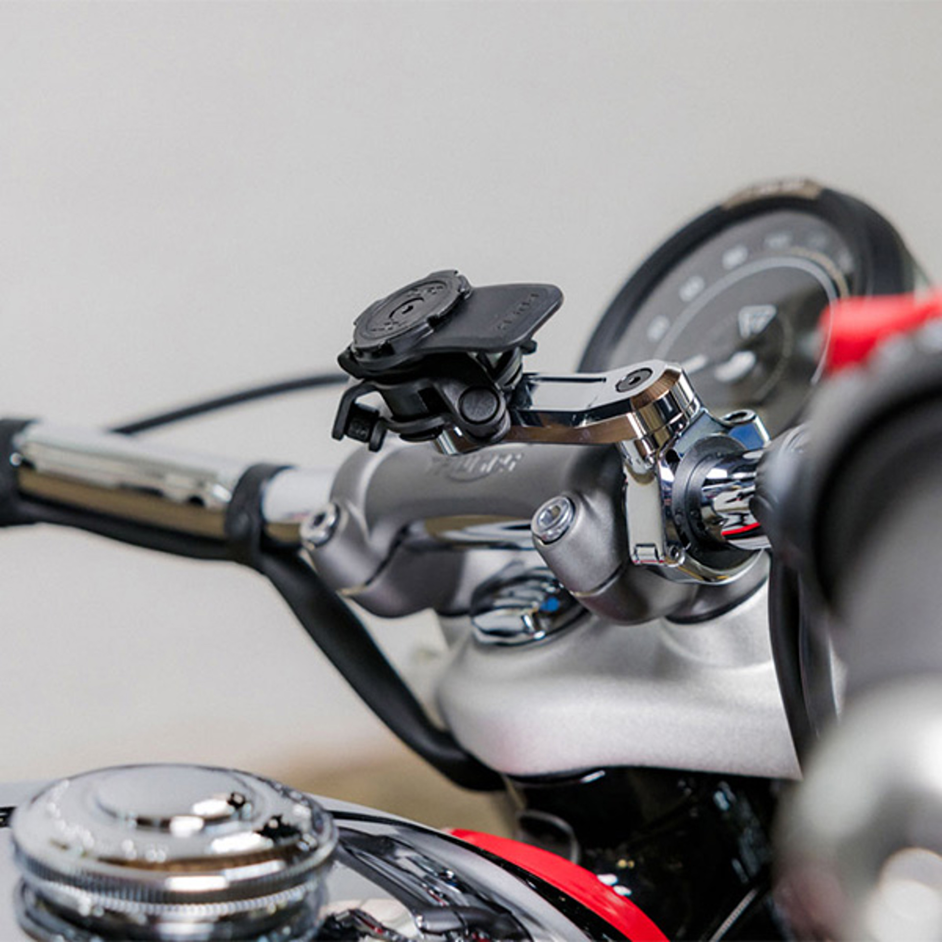 Handlebar Mount Pro Chrome QLA VDM QLM HBR CHR 0C7A1429.jpg