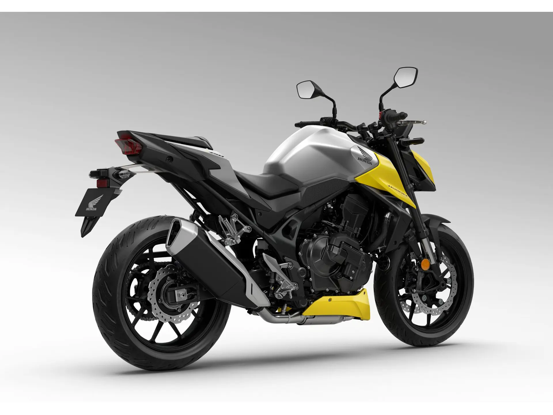 26YM_CB750_Hornet_E-Clutch_Studio_Y-243_Goldfinch_Yellow_RRQ.jpg