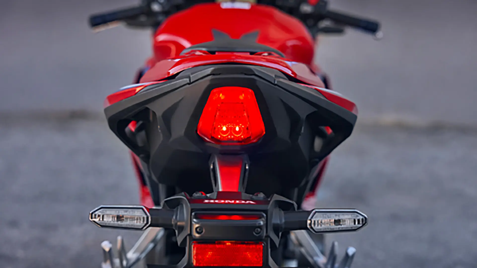 24YM CBR500R LOCATION Details 02 0149 2.jpg