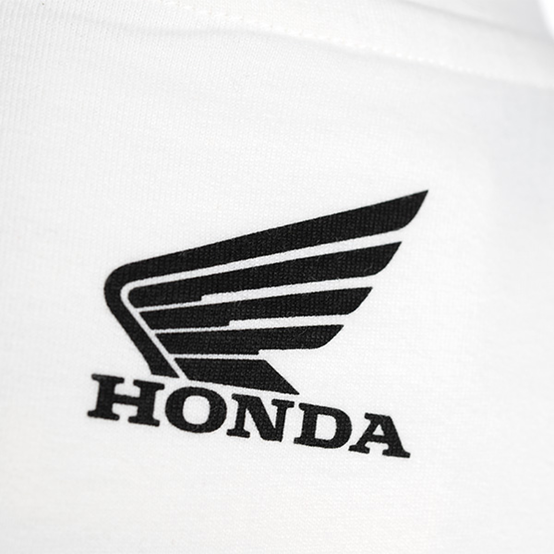 08AUD TTE 006 DETAIL02 URBAN FUN HONDA YOU MEET TEE.jpg