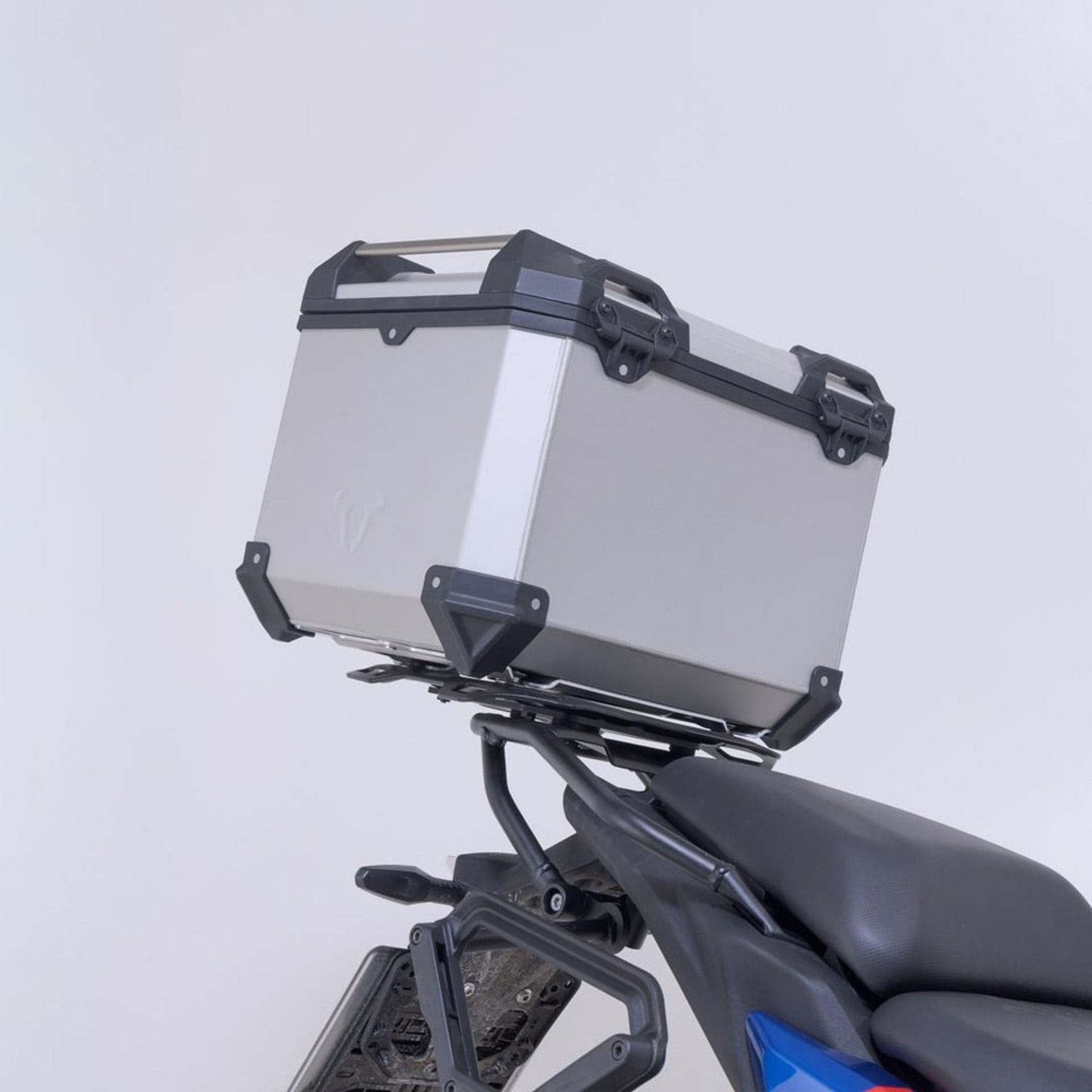 SW-MOTECH-108194-v40-2.jpg