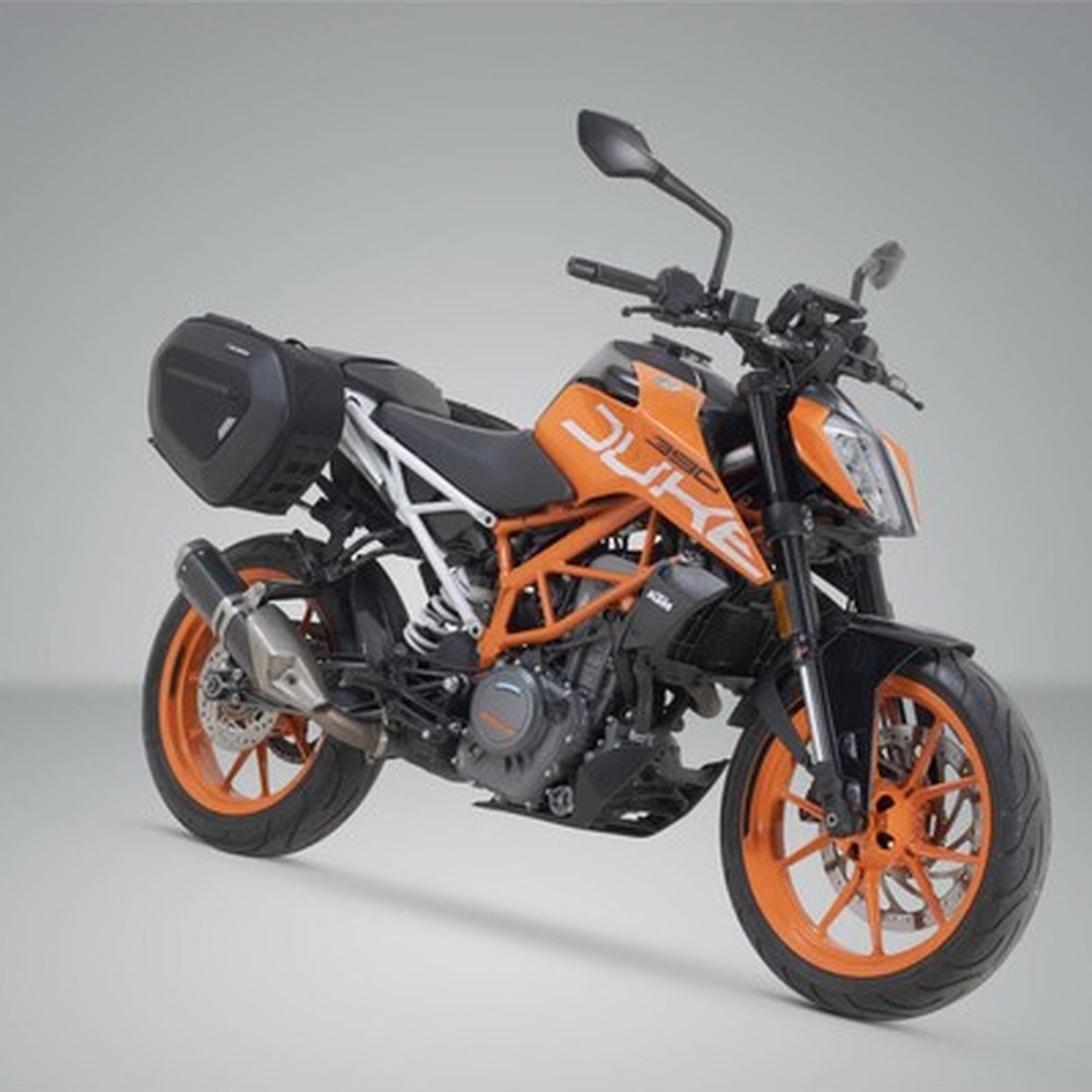 SW-MOTECH-102448-v17-1.jpg
