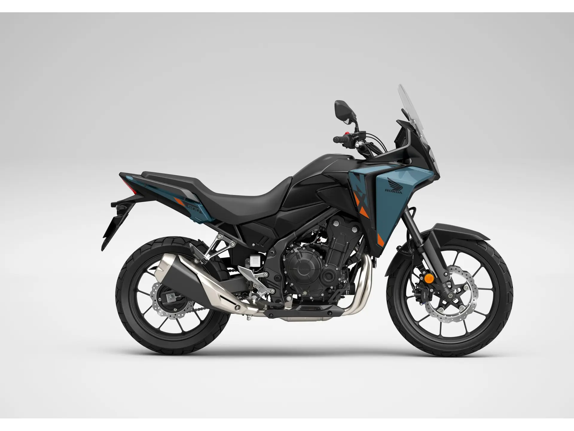 26YM_NX500_MT_Studio_NH-436M_MatGunpowderBlackMetallic_RHS.jpg