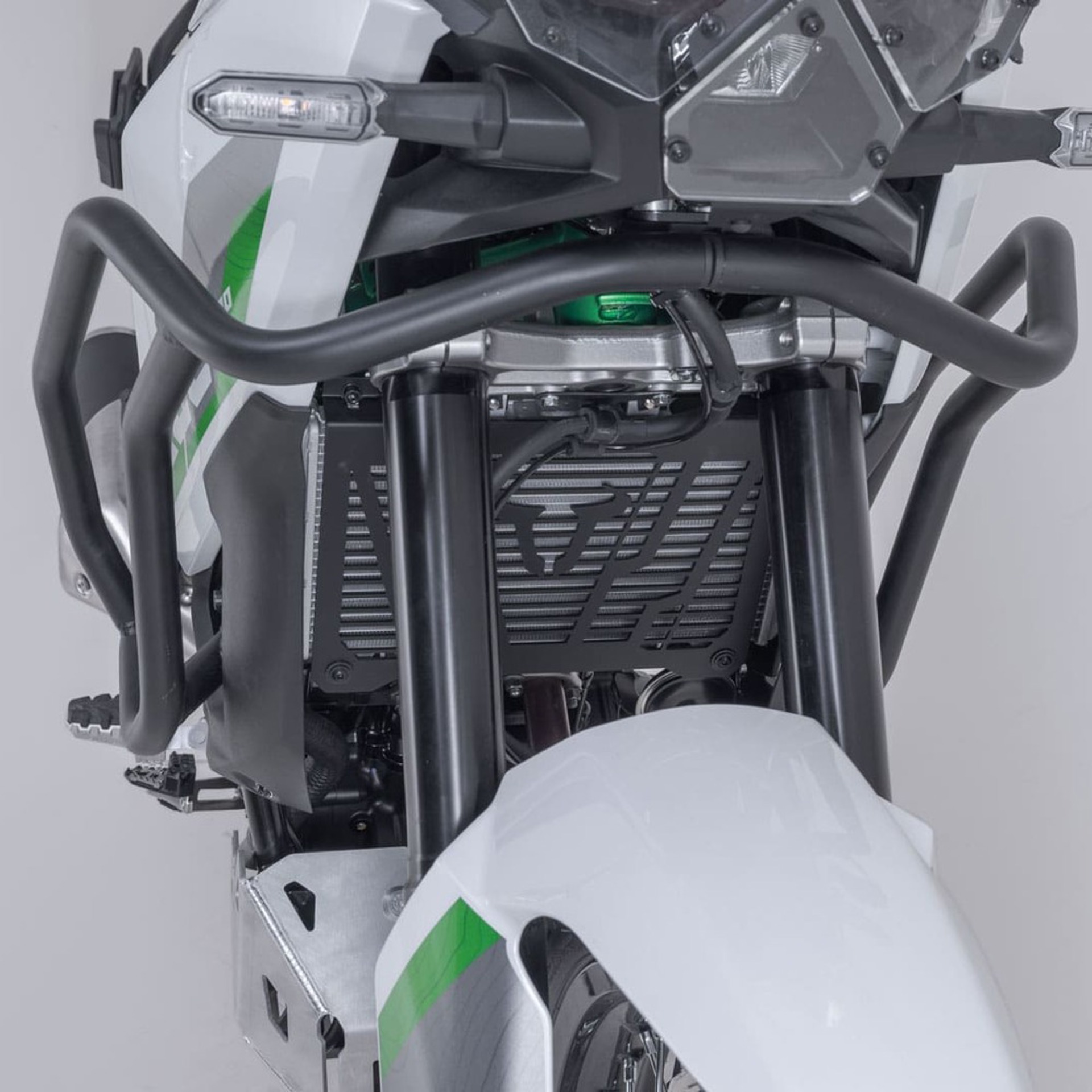 SW-MOTECH-107347-v14-1.jpg