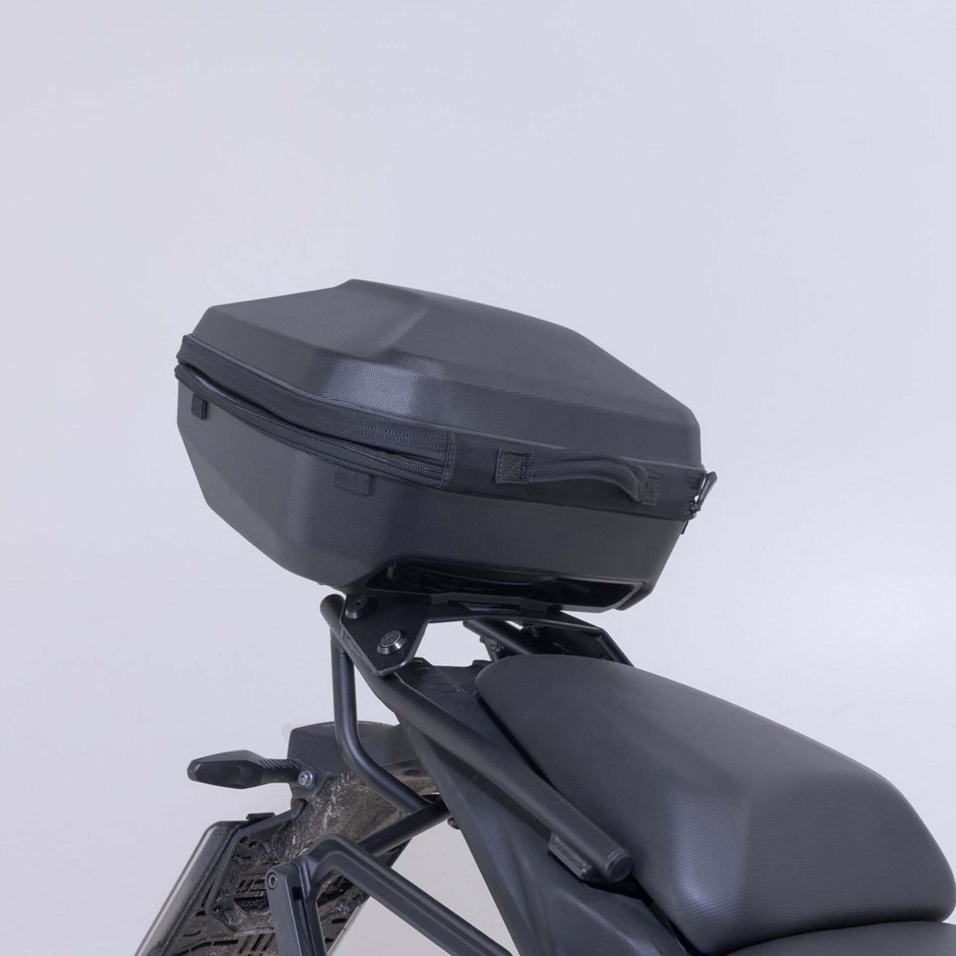 SW-MOTECH-108184-v30b-5.jpg