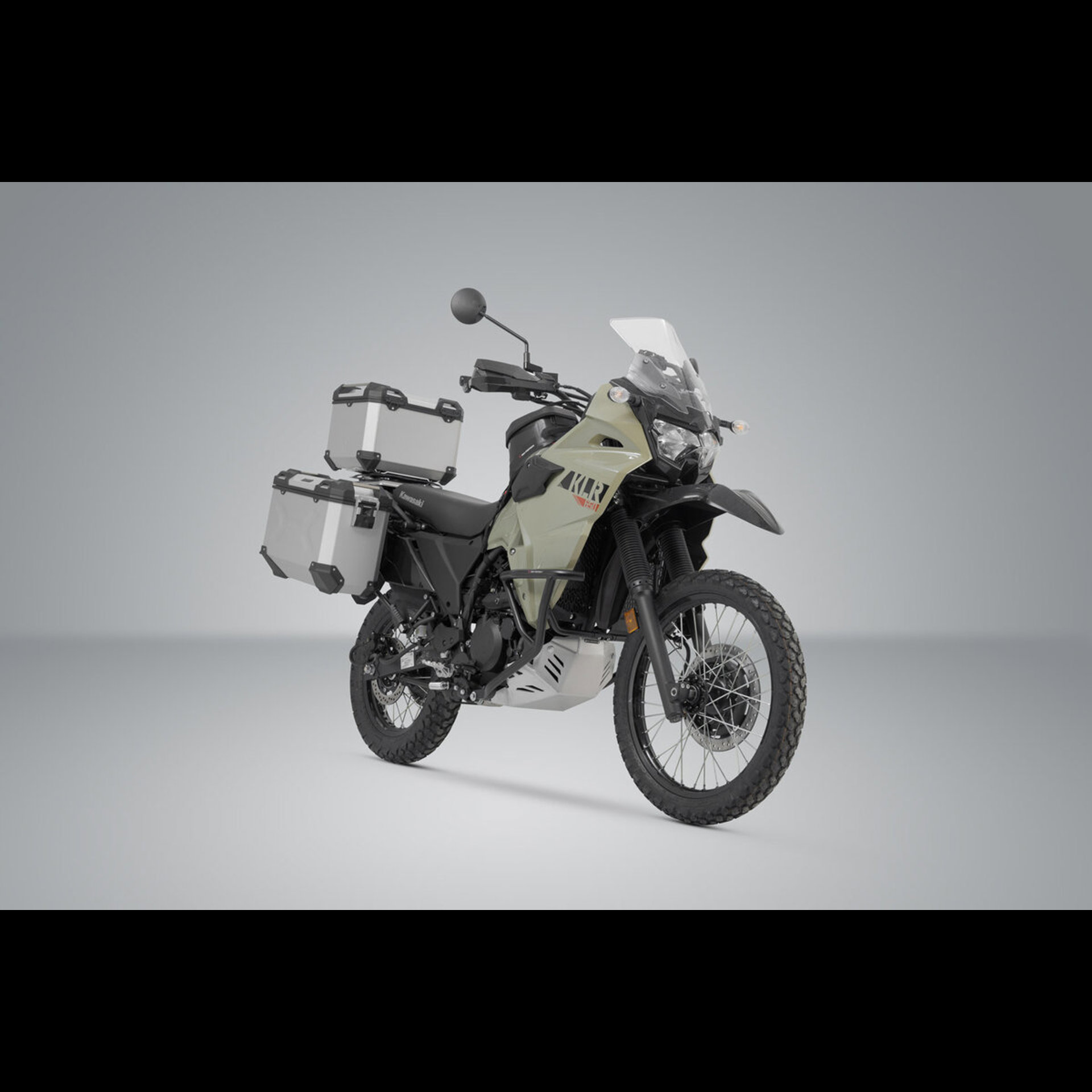 ADV.08.990.75000S 1.jpg