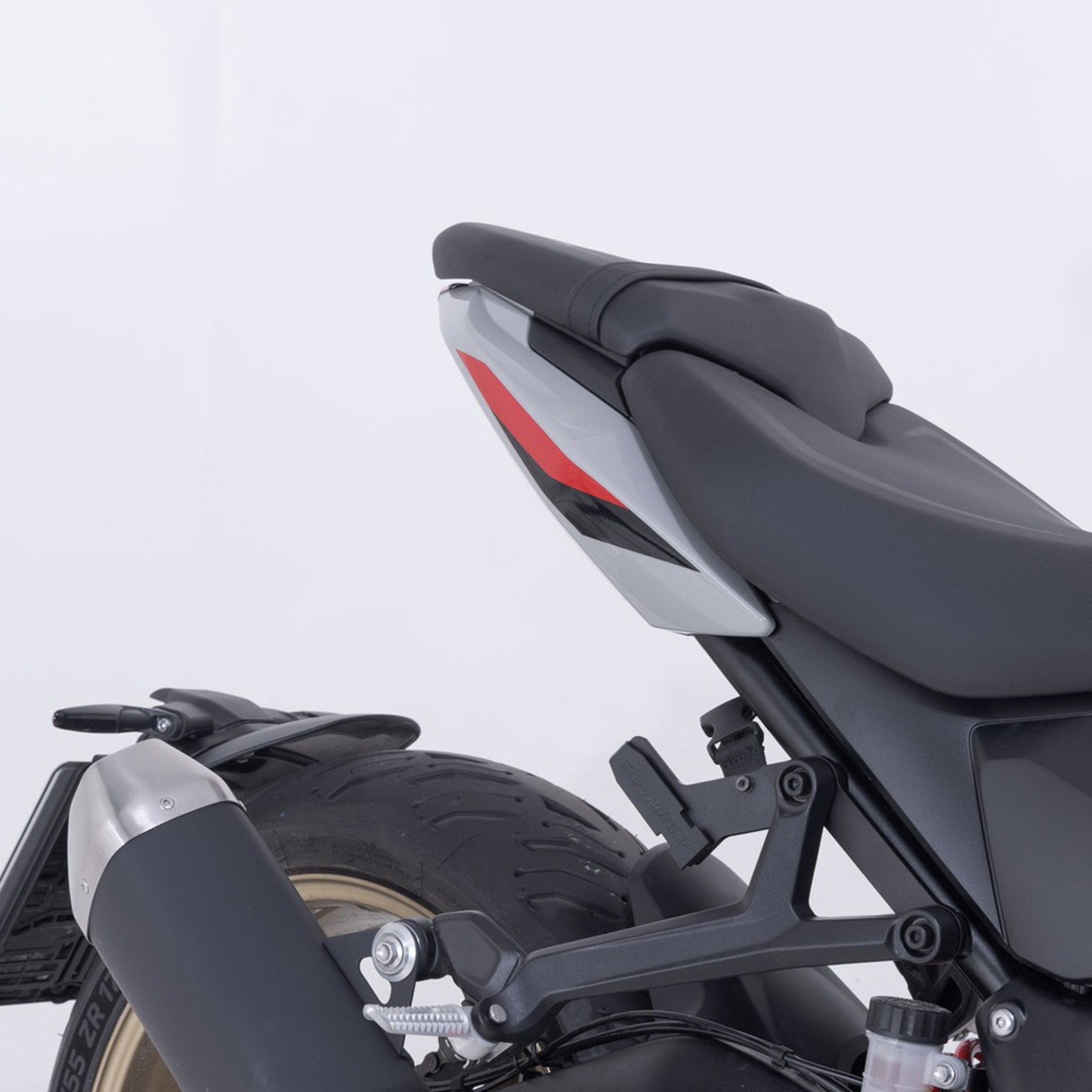 SW-MOTECH-107280-v17-5.jpg