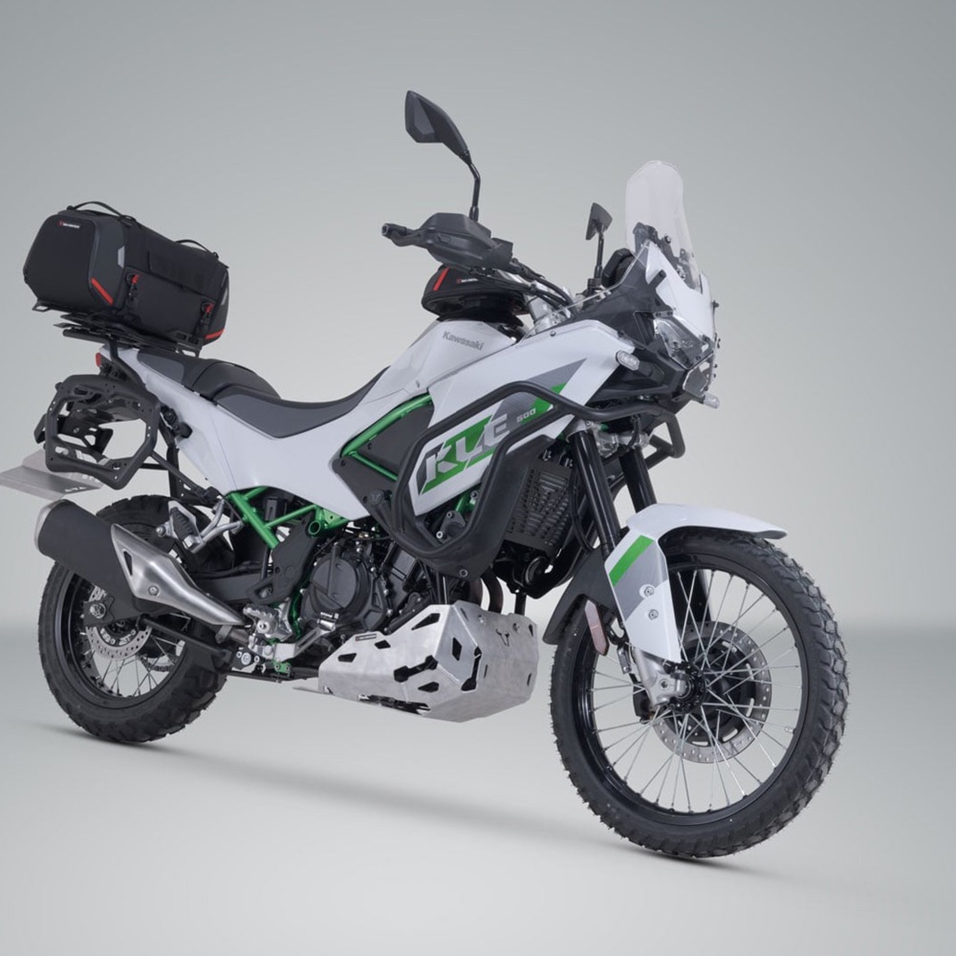 SW-MOTECH-107324-v17-1.jpg