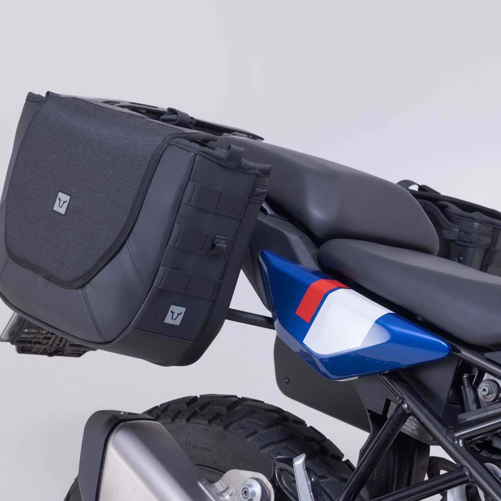 SW-MOTECH-108091-v41-5.jpg