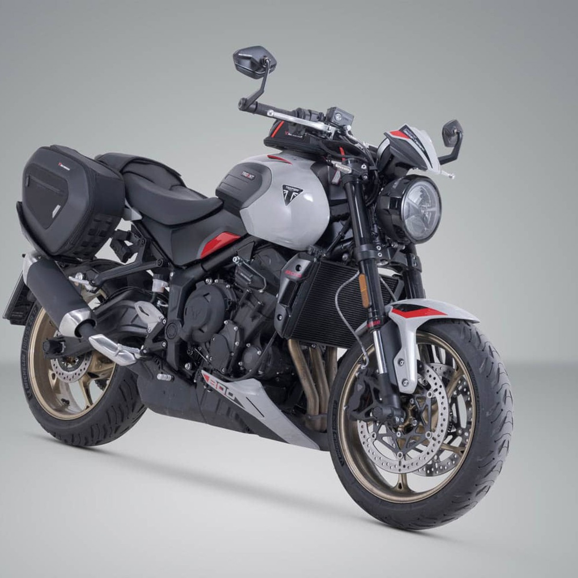 SW-MOTECH-107280-v17-1.jpg